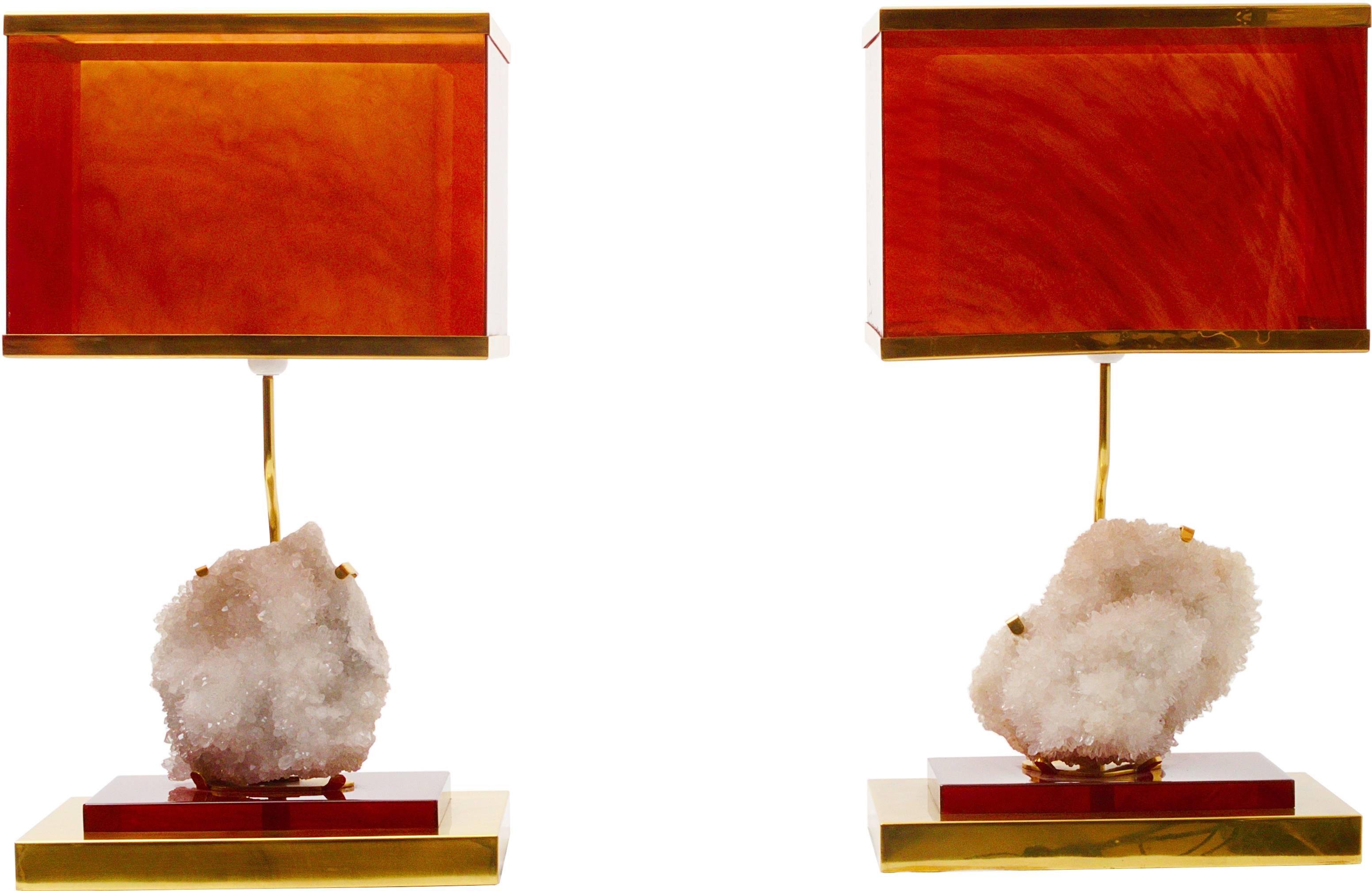 Amazing pair of table lamps in Lucite, brass and Cristal De Roche (Quartz), circa 1970, France and signed (image 6), new rewired.