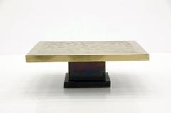 Tavolino da caffè quadrato in ottone acidato di Armand Jonckers, circa 1970