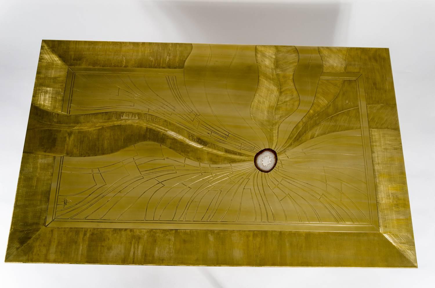 Etched brass coffee table inlay Agate by Jonasz, circa 1970, signed by the artist, new polish and varnish, perfect condition.