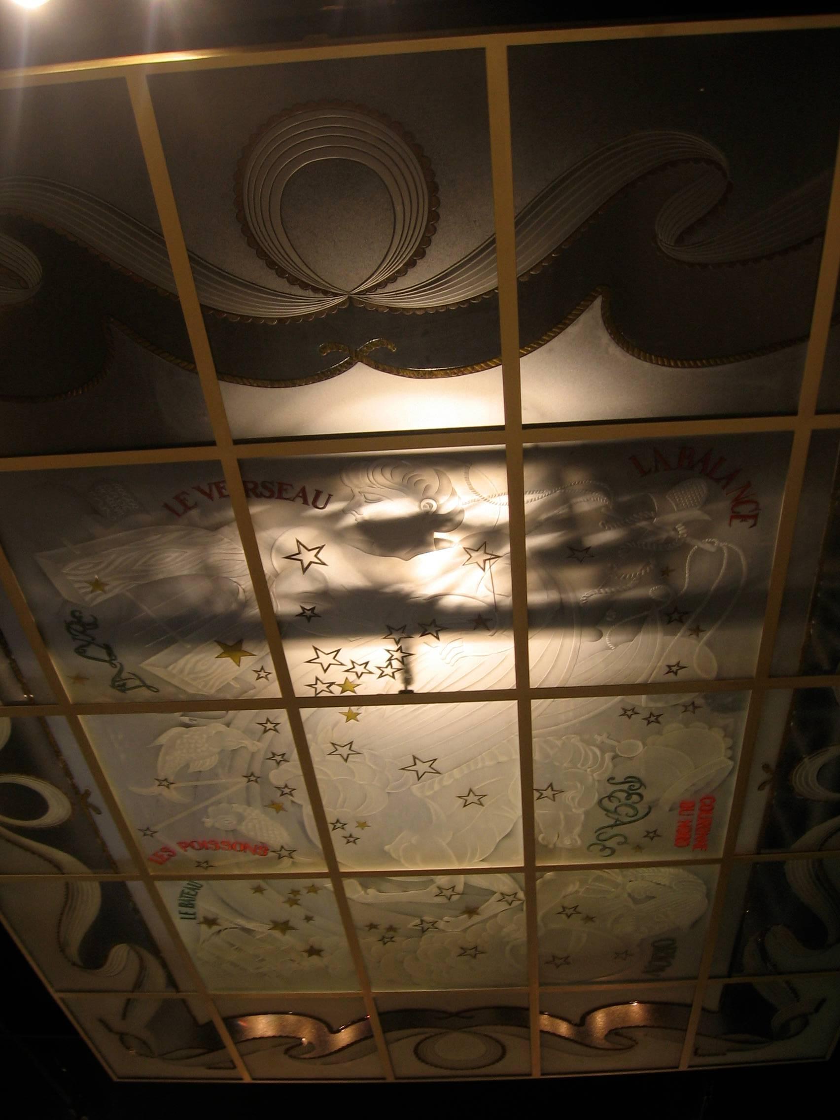 Skylights in Graved and Etched Glass, Dated 1947 In Excellent Condition For Sale In Brussels, BE