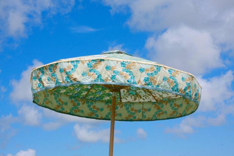 Sun Umbrella Beach Umbrella Vintage fabric by Sunbeam Jackie at 1stDibs