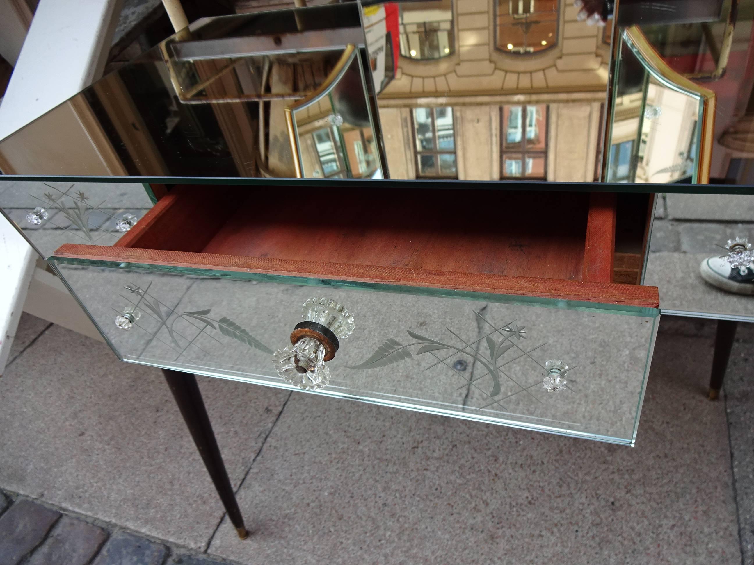 French Mirrored Vanity Table In Good Condition In Copenhagen K, DK
