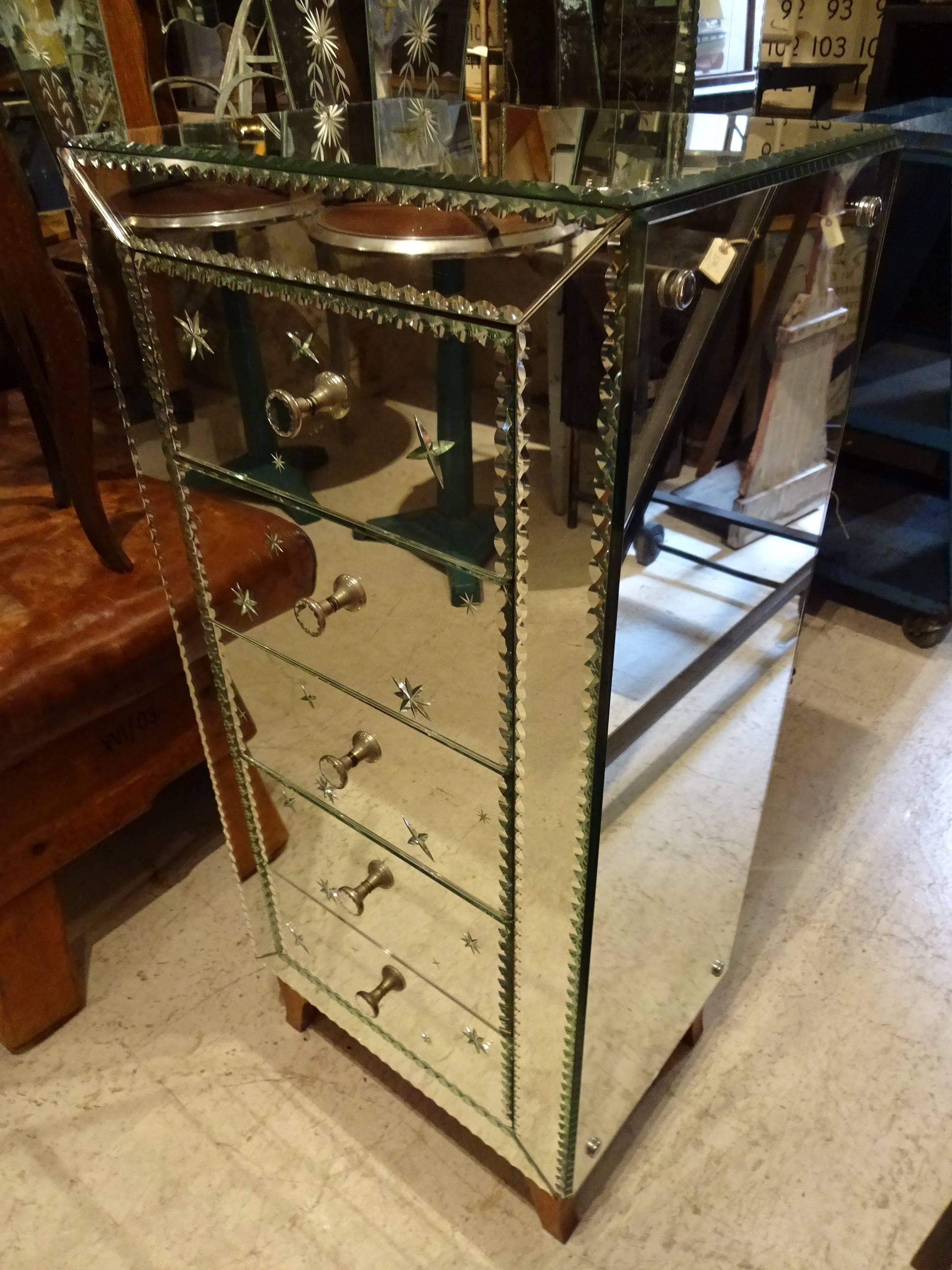 Early 20th French Mirrored Chest of Drawers 2