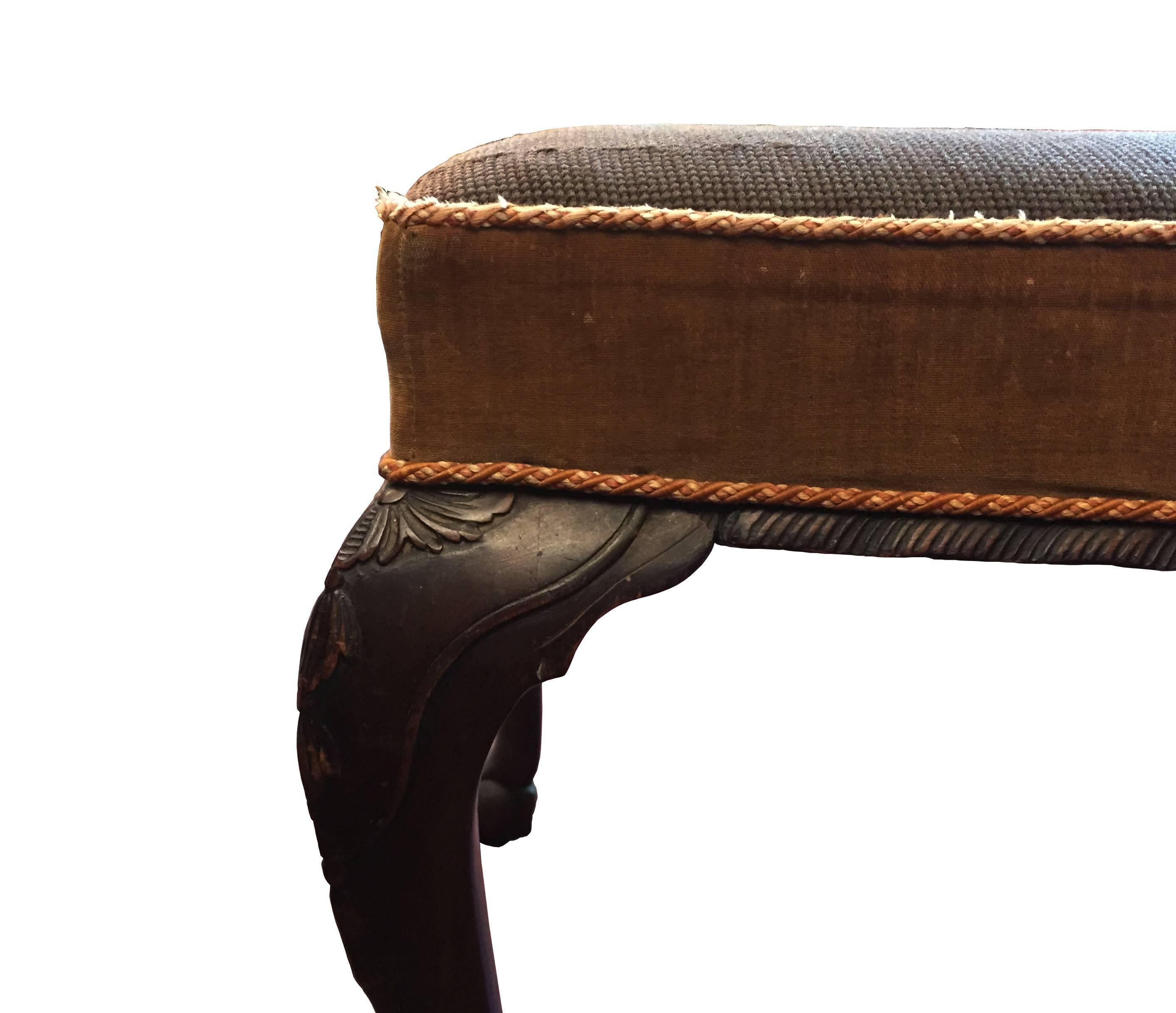 Antique Victorian Mahogany Centre Stool, 1837–1901 In Good Condition For Sale In Glencarse, GB