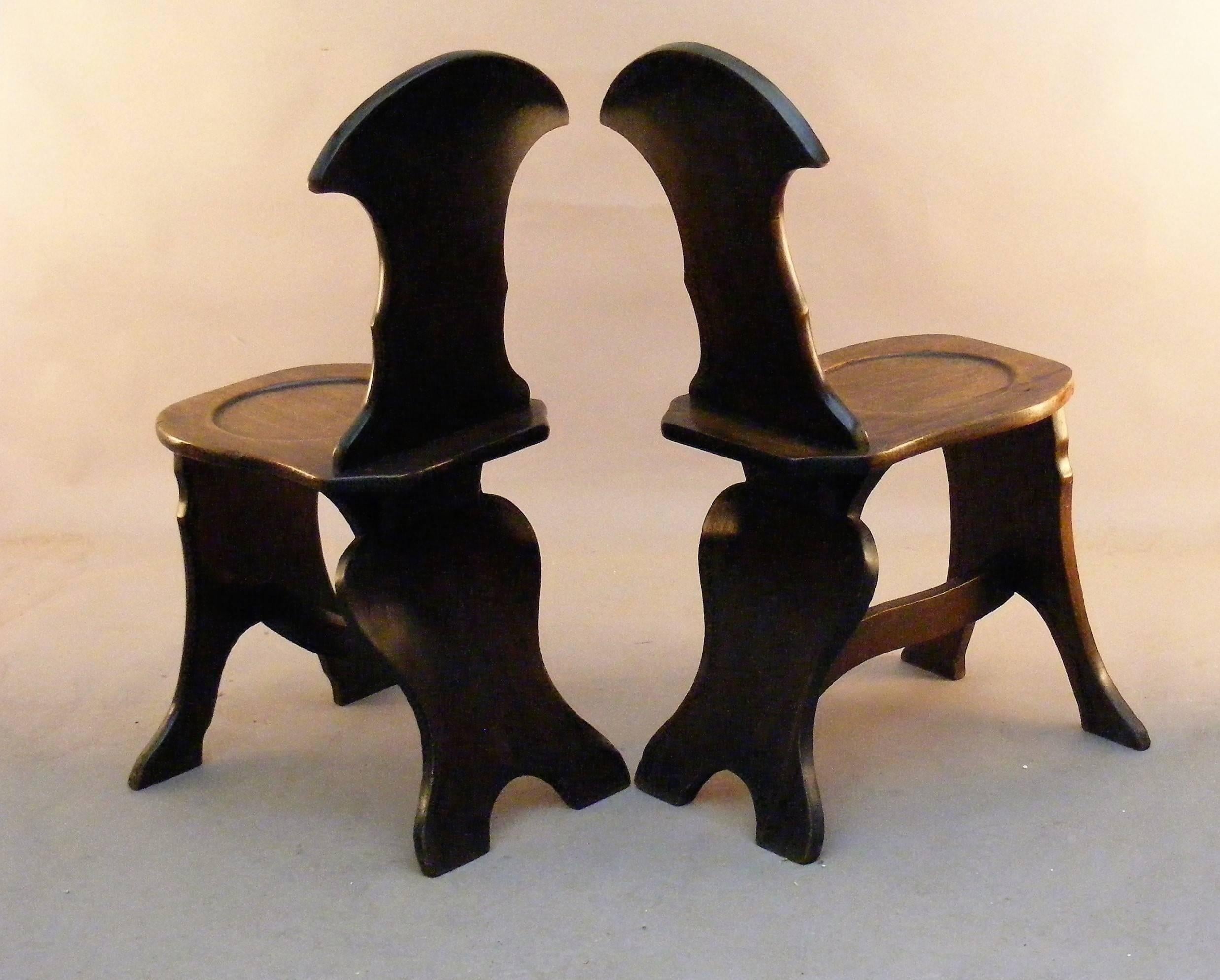 Polished Chippendale Georgian 18th Century Pair of Hall Chairs in Mahogany For Sale