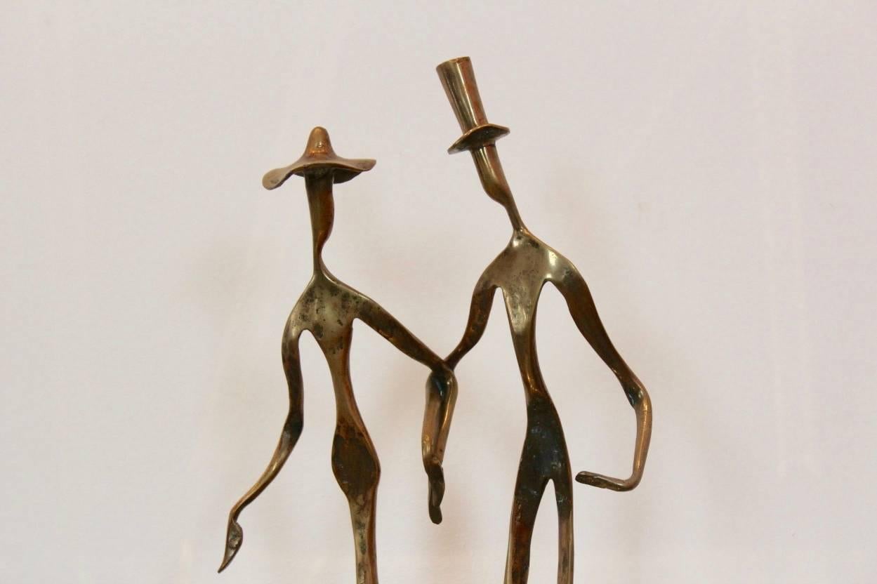 Elegant Bronze ‘Holding Hands’ Sculpture, 1970s 3