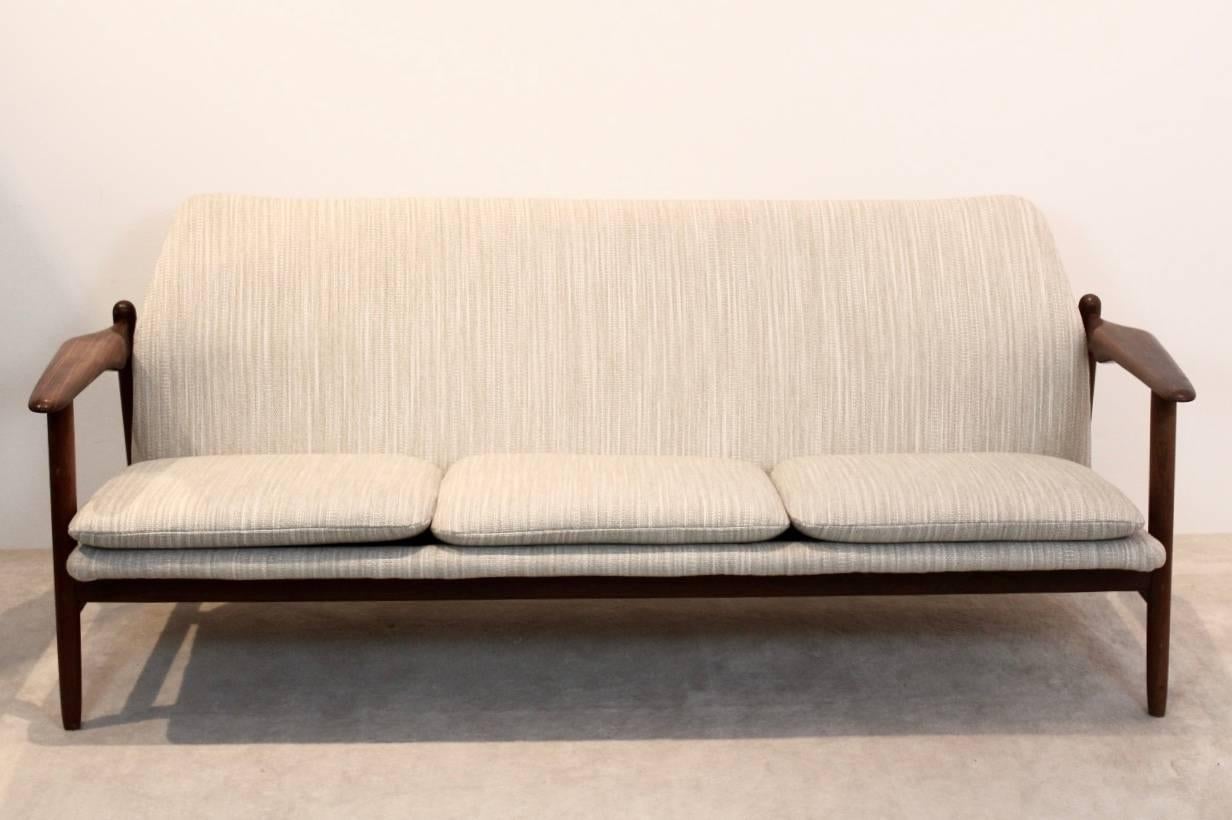 Magnificent Three-Seat Teak Sofa by Propos Hulmefa, Dutch Design 1950s 3