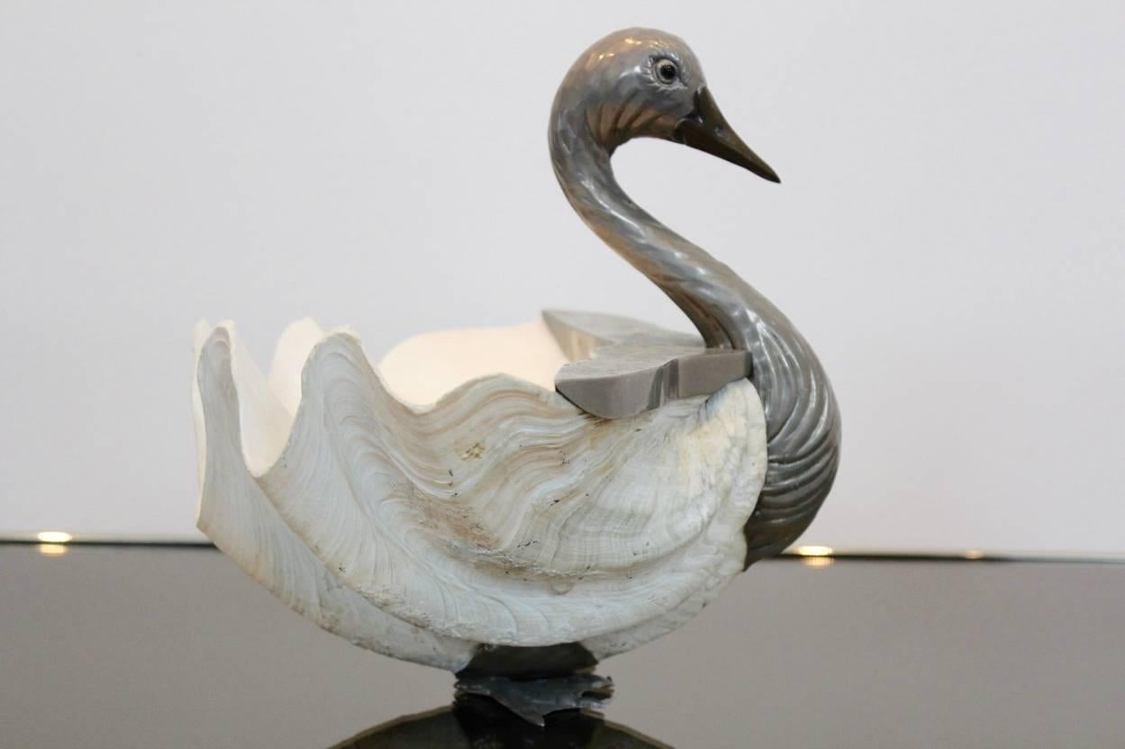 Mid-Century Modern Swan géant italien en forme de coquille de palourde par Gabriella Binazzi en vente