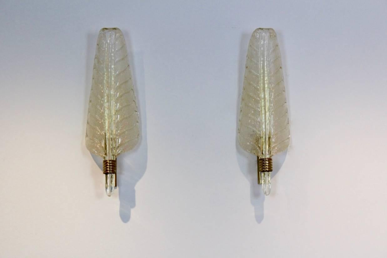 20th Century Glamorous Pair of XL Murano Gold Flaked Glass Leaf Sconces by Barovier & Toso