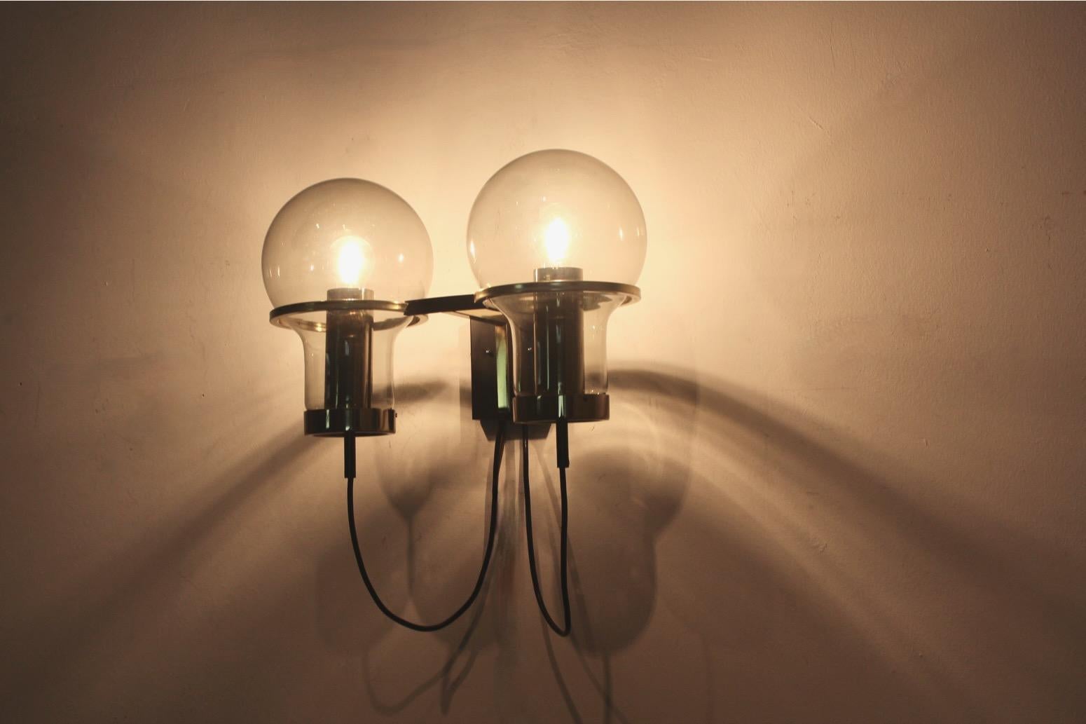 Raak Amsterdam Double Maxi Globe Wall Light, Países Bajos siglo XX en venta