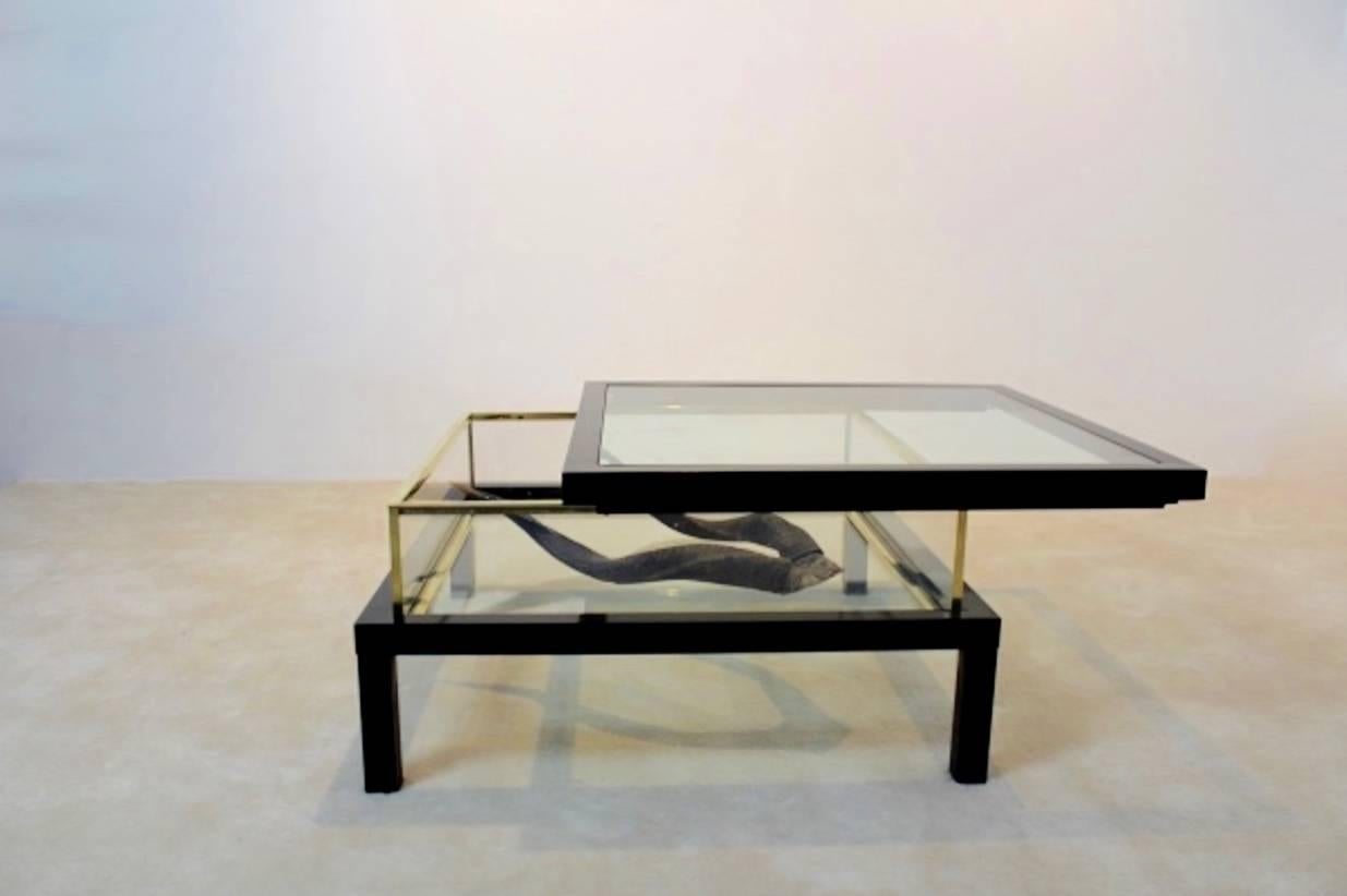 Modernist Romeo Rega Sliding Top Brass Coffee Table In Good Condition For Sale In Voorburg, NL