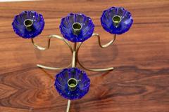 Portacandele in ottone e vetro blu di Gunnar Ander per Ystad-Metall, Svezia