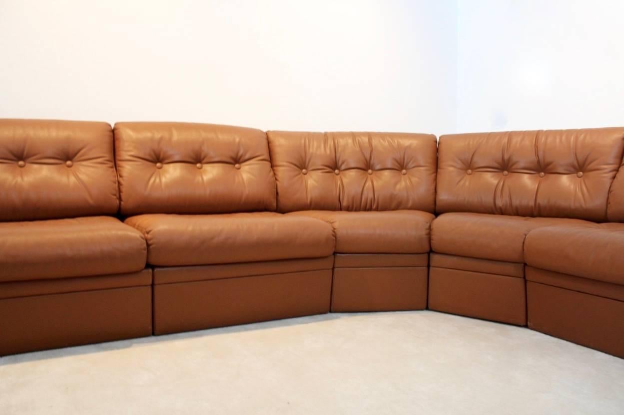 Grand Sectional Lounge Sofa in Cognac Leather 3