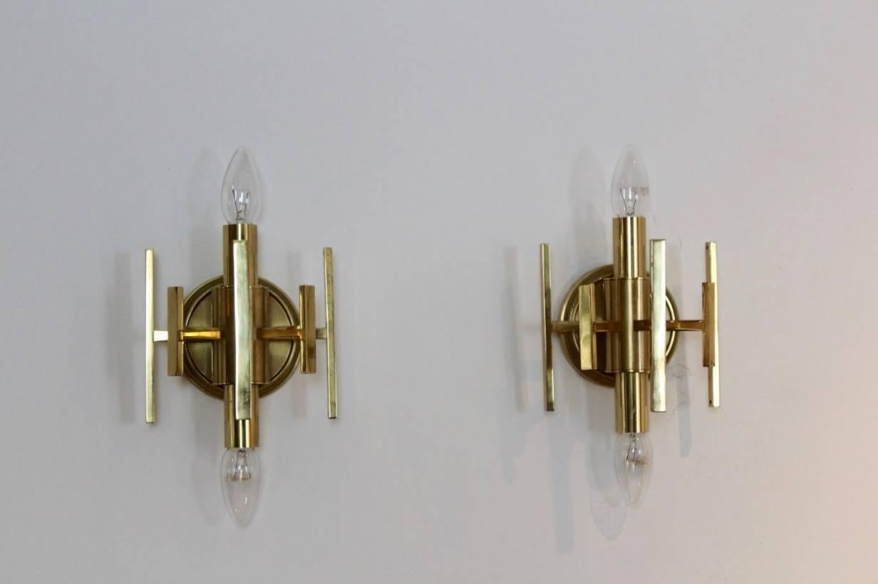 Sophisticated Pair of Brass Wall Lamps, France, 1970s In Excellent Condition In Voorburg, NL