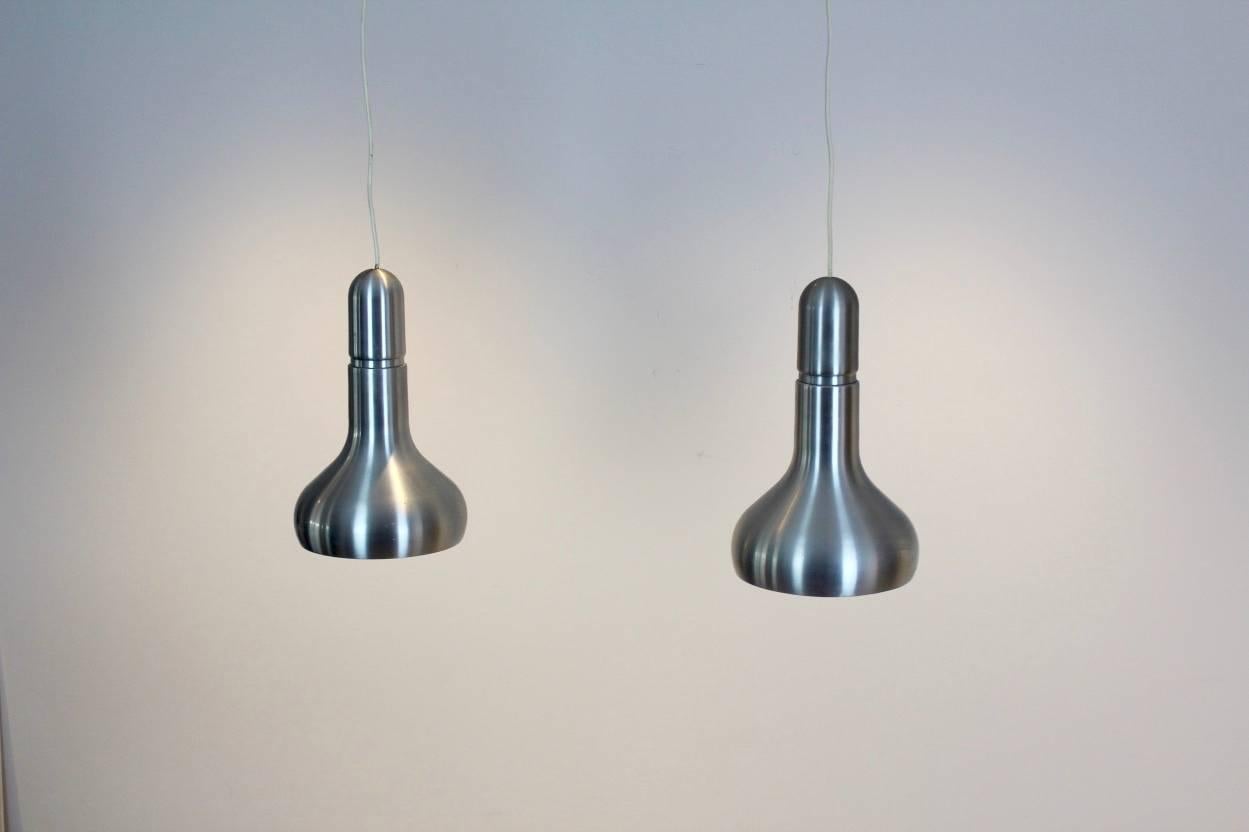 20ième siècle Ensemble de lampes danoises en aluminium, années 1960 en vente
