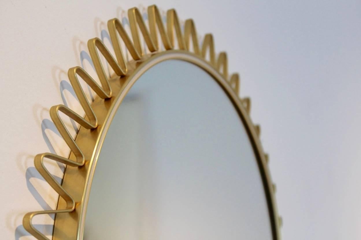 Elegant Mid-Century Brass Framed Sunburst Mirror, France For Sale 1