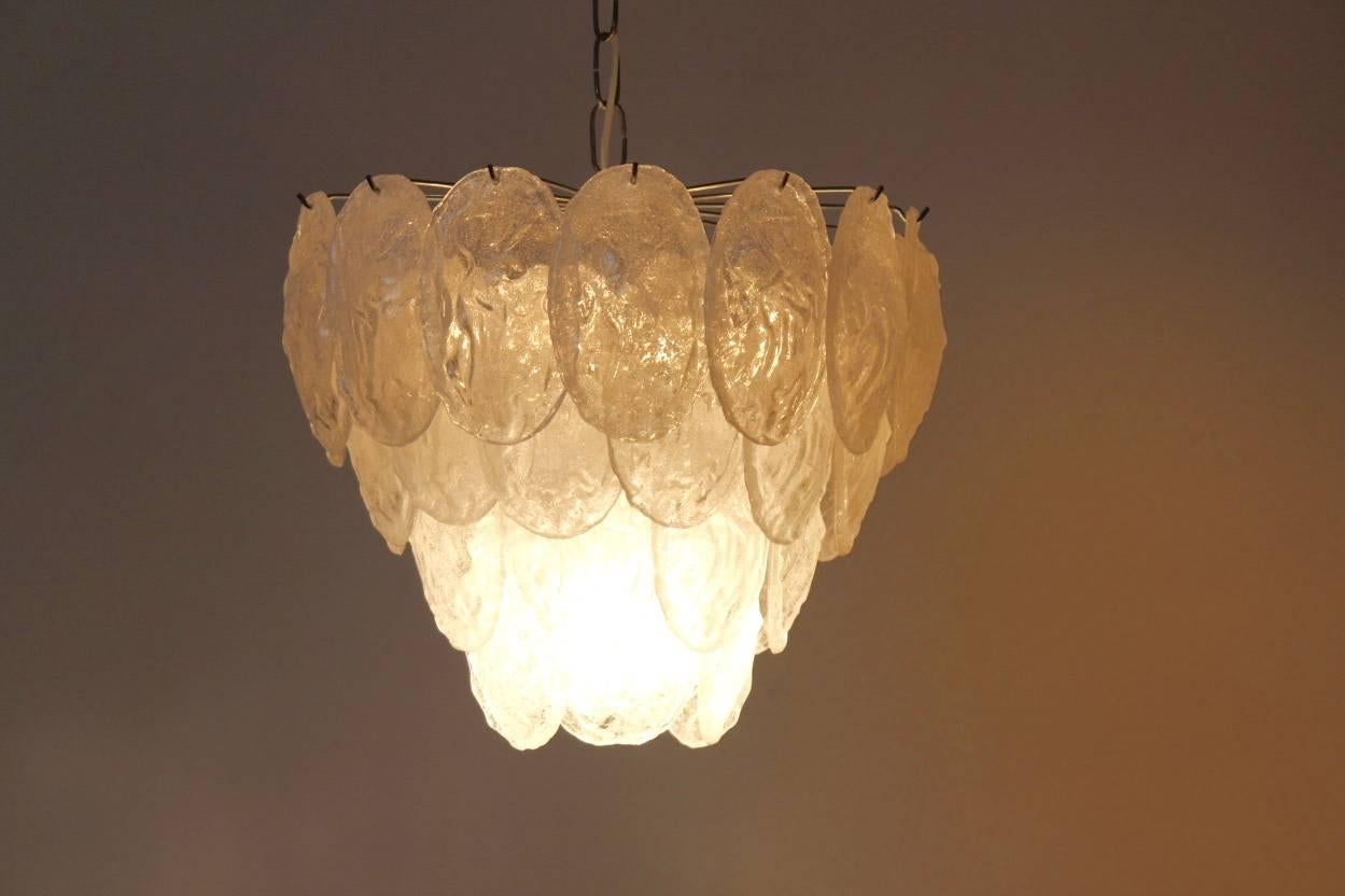 Italian Sublime Murano Frosted Glass Leaves Chandelier by A.V. Mazzega, Italy, 1970s For Sale