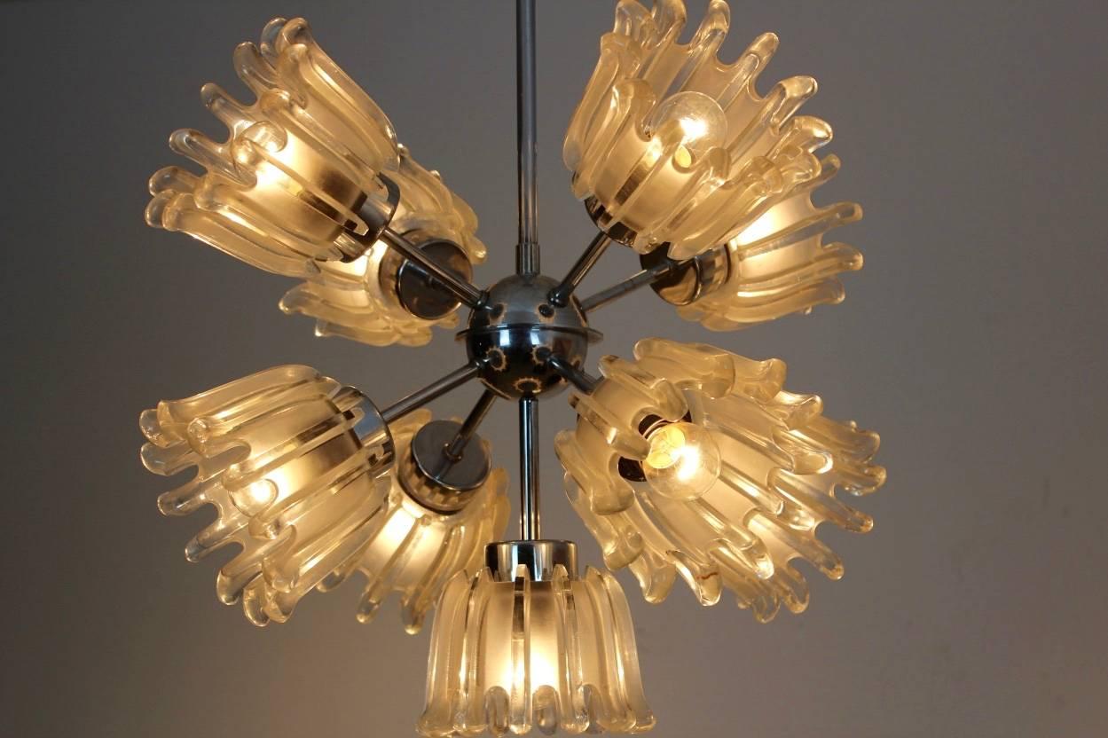 Mid-Century Modern Sophisticated Chrome and Frosted Tulip Glass Chandelier by Doria For Sale