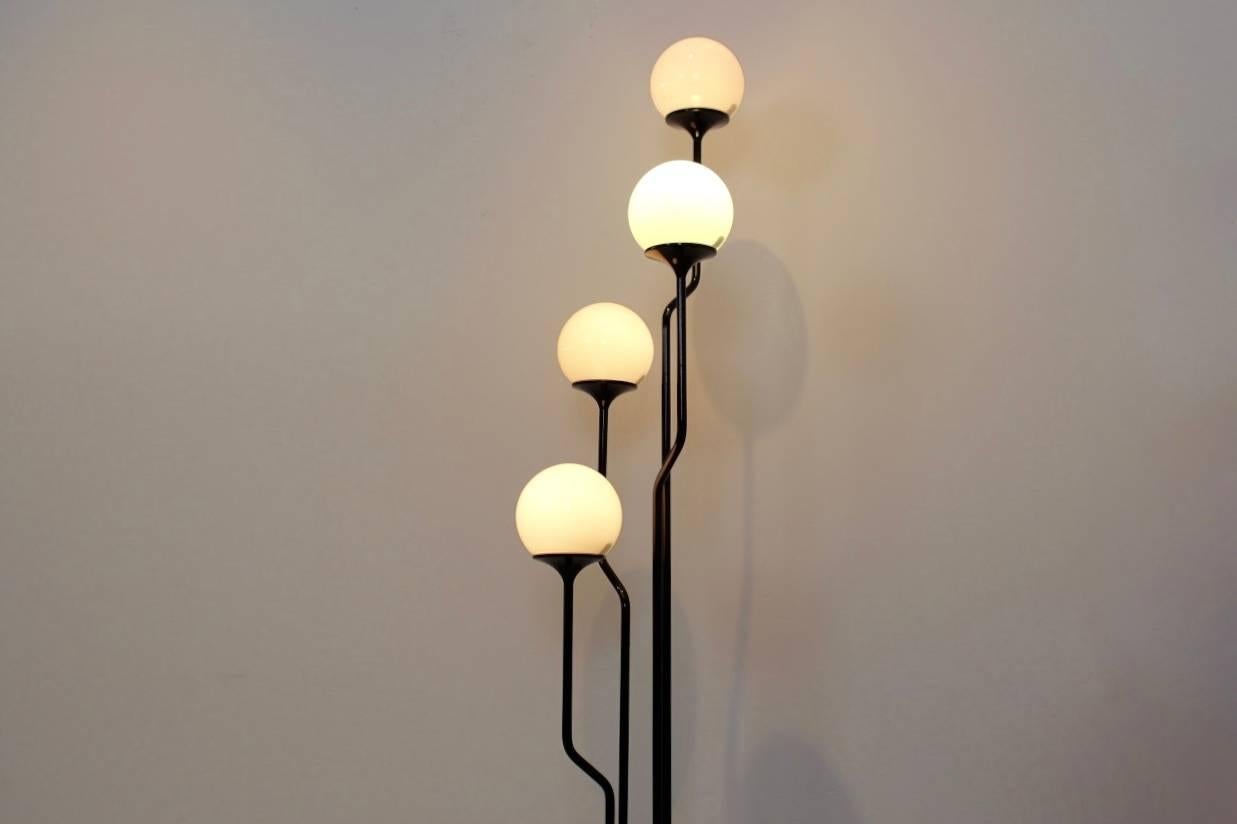Majestic Goffredo Reggiani Italian Floor Lamp In Excellent Condition In Voorburg, NL