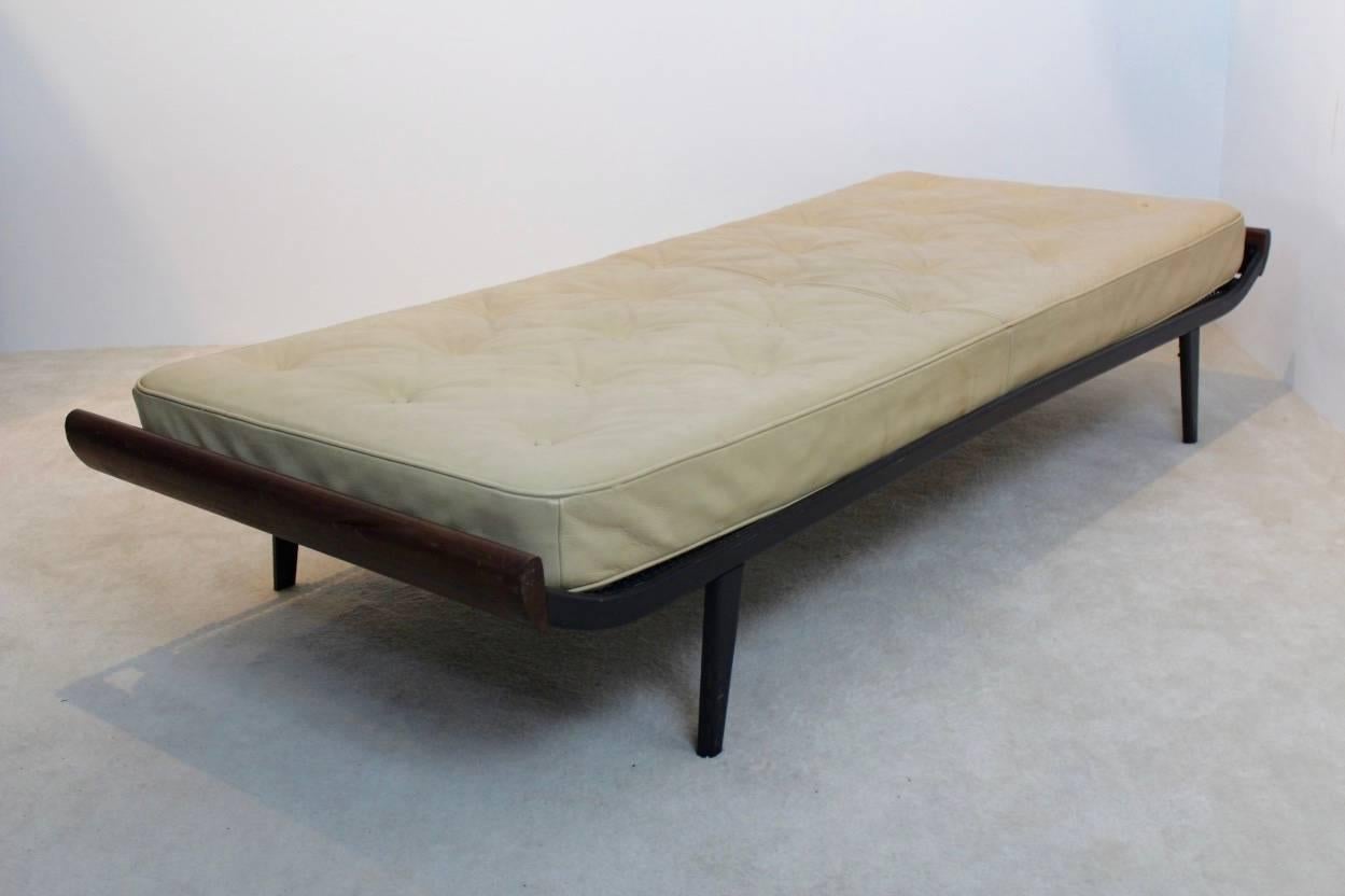20th Century Cleopatra Daybed by Cordemeijer for Auping with Original Leather Mattress