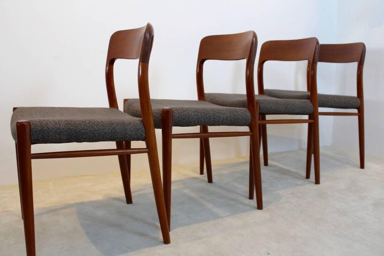 niels otto moller dining chairs