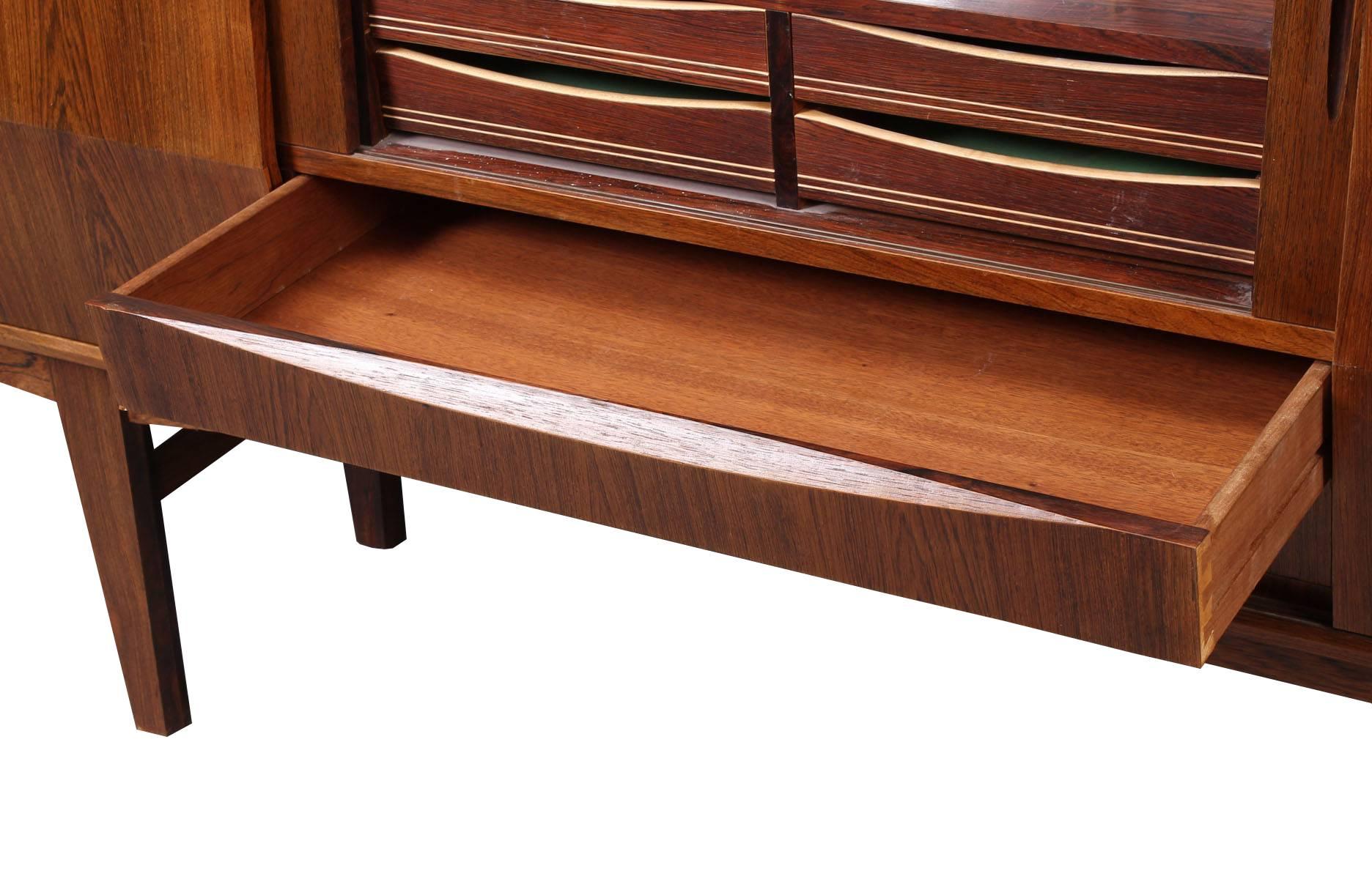 High Sideboard in Brazilian Rosewood by Danish Furniture Producer, 1960s In Good Condition In Lisbon, PT