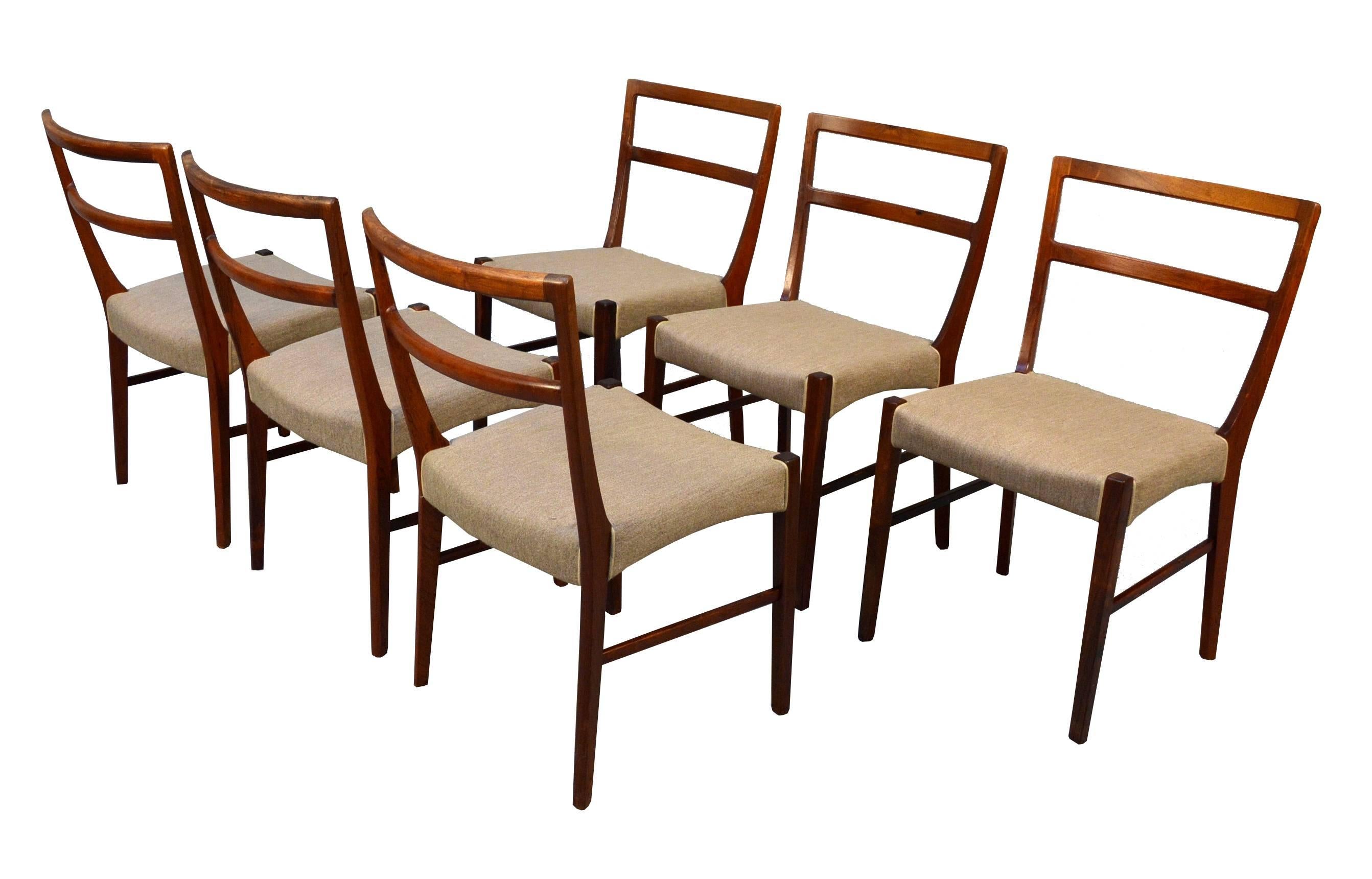 Mid-Century Modern Chairs by Johannes Andersen in Rosewood In Good Condition In Lisbon, PT