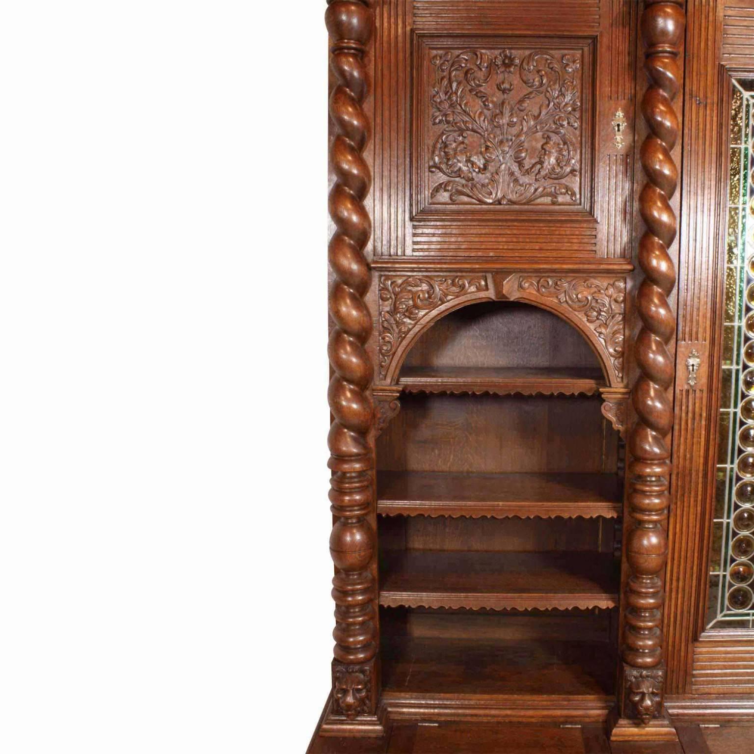 Renaissance Revival Early 20th Century Renaissance Style Bookcase with Leaded Glass Door