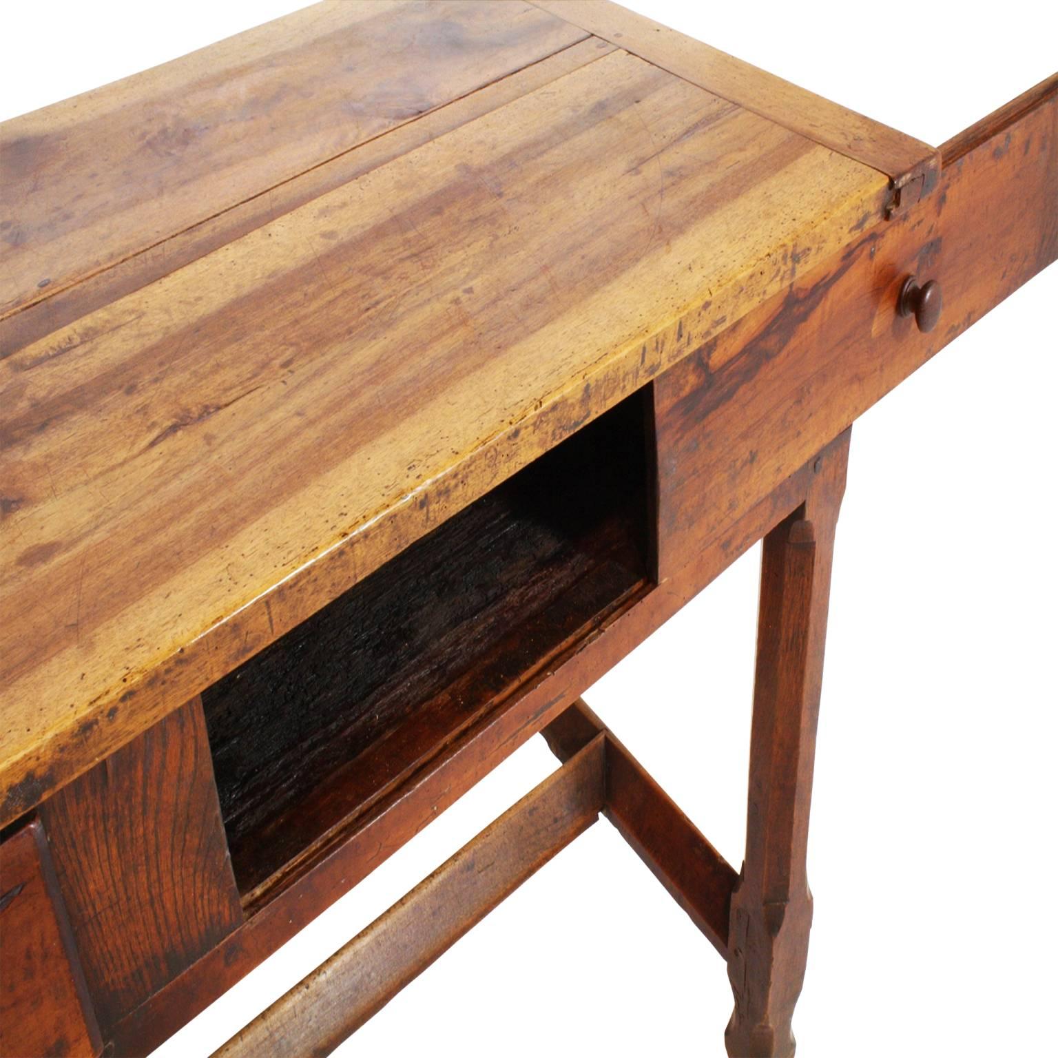 Early 19th Century Spanish Walnut Farm Table 3