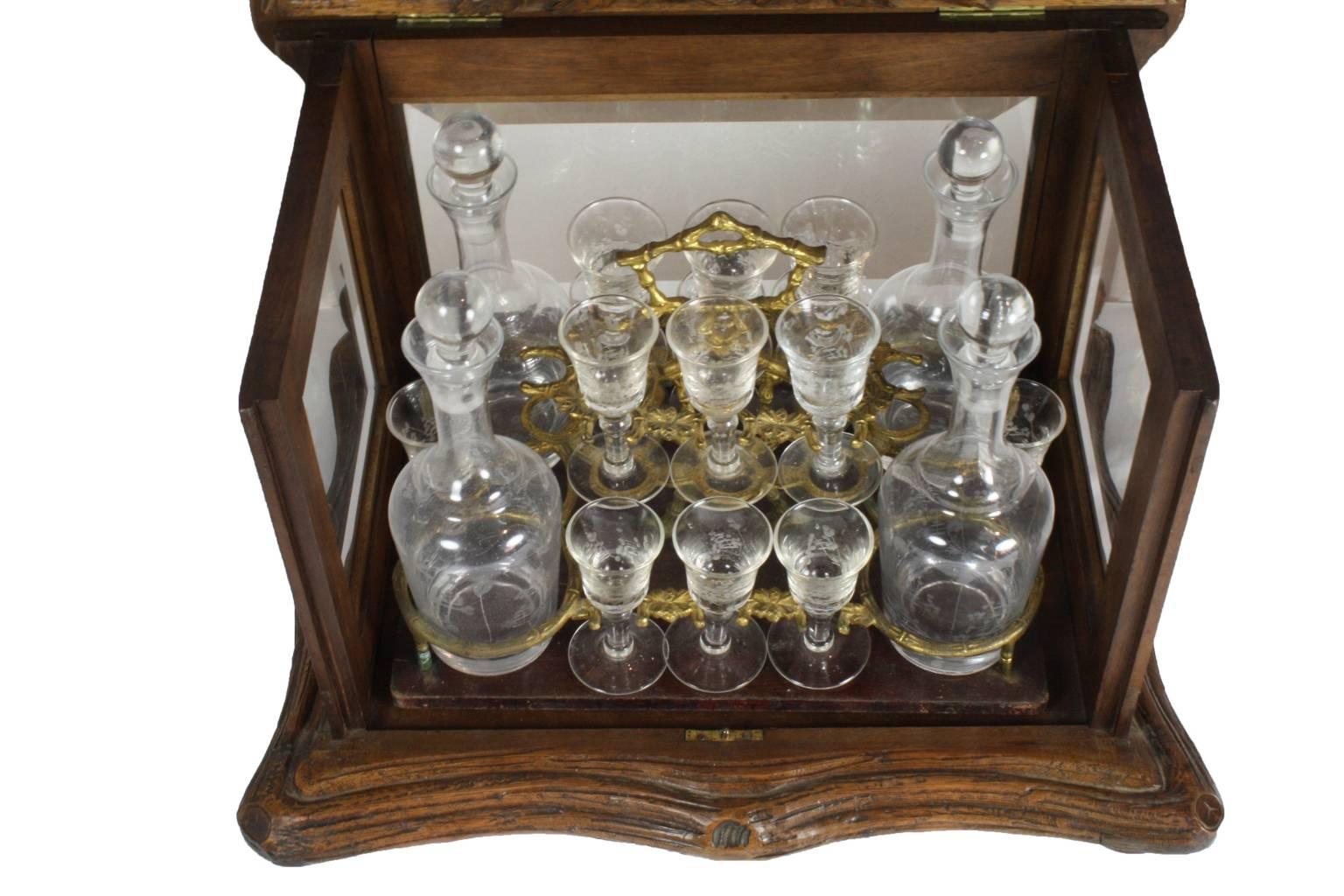 Swiss Walnut Liquor Box with Four Decanters and 16 Cordial/Aperitif Glasses In Good Condition For Sale In Evergreen, CO