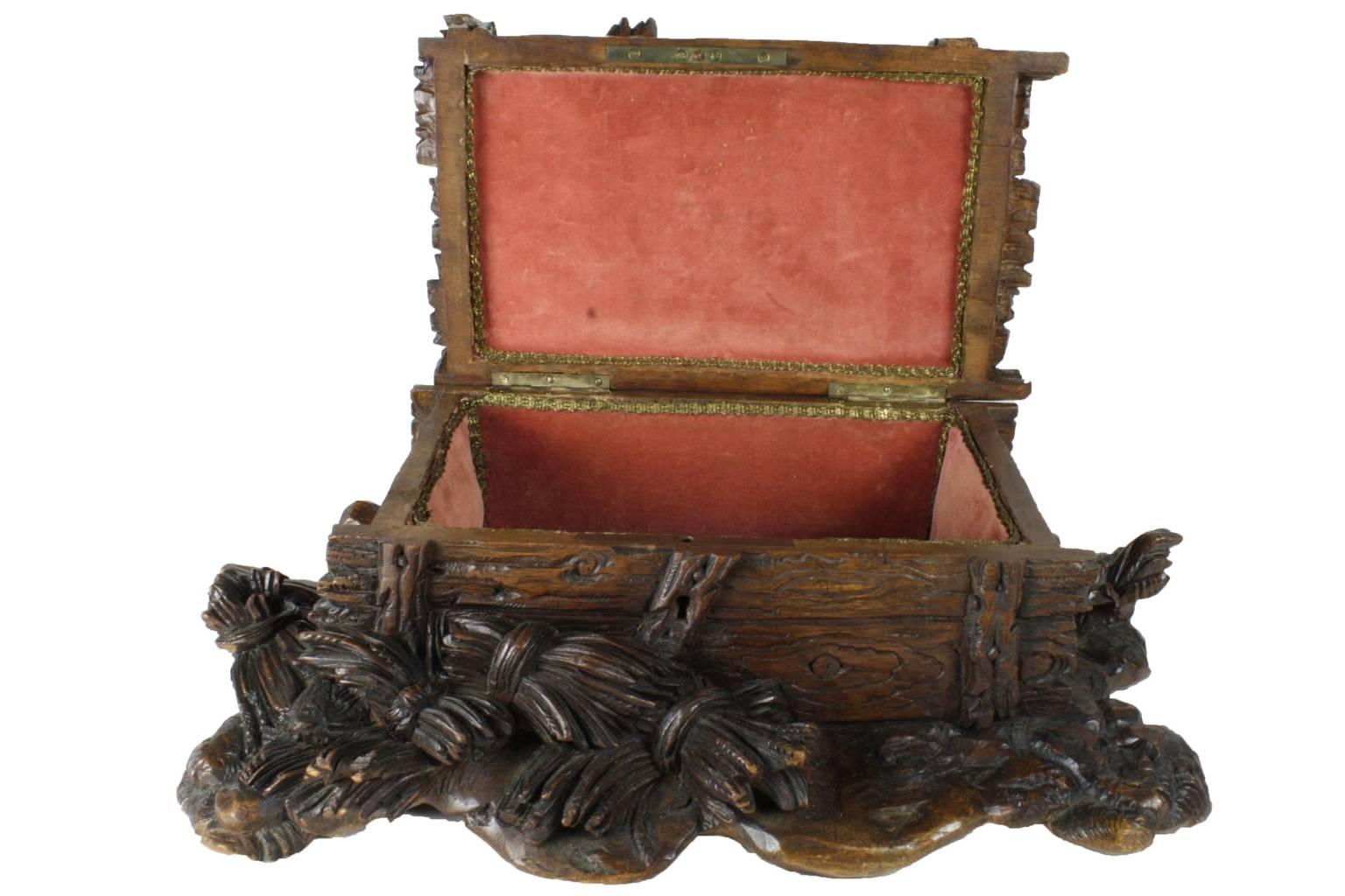 Linden Wood Black Forest Box with Carved Rooster, Sickle and Wheat, circa 1880 2