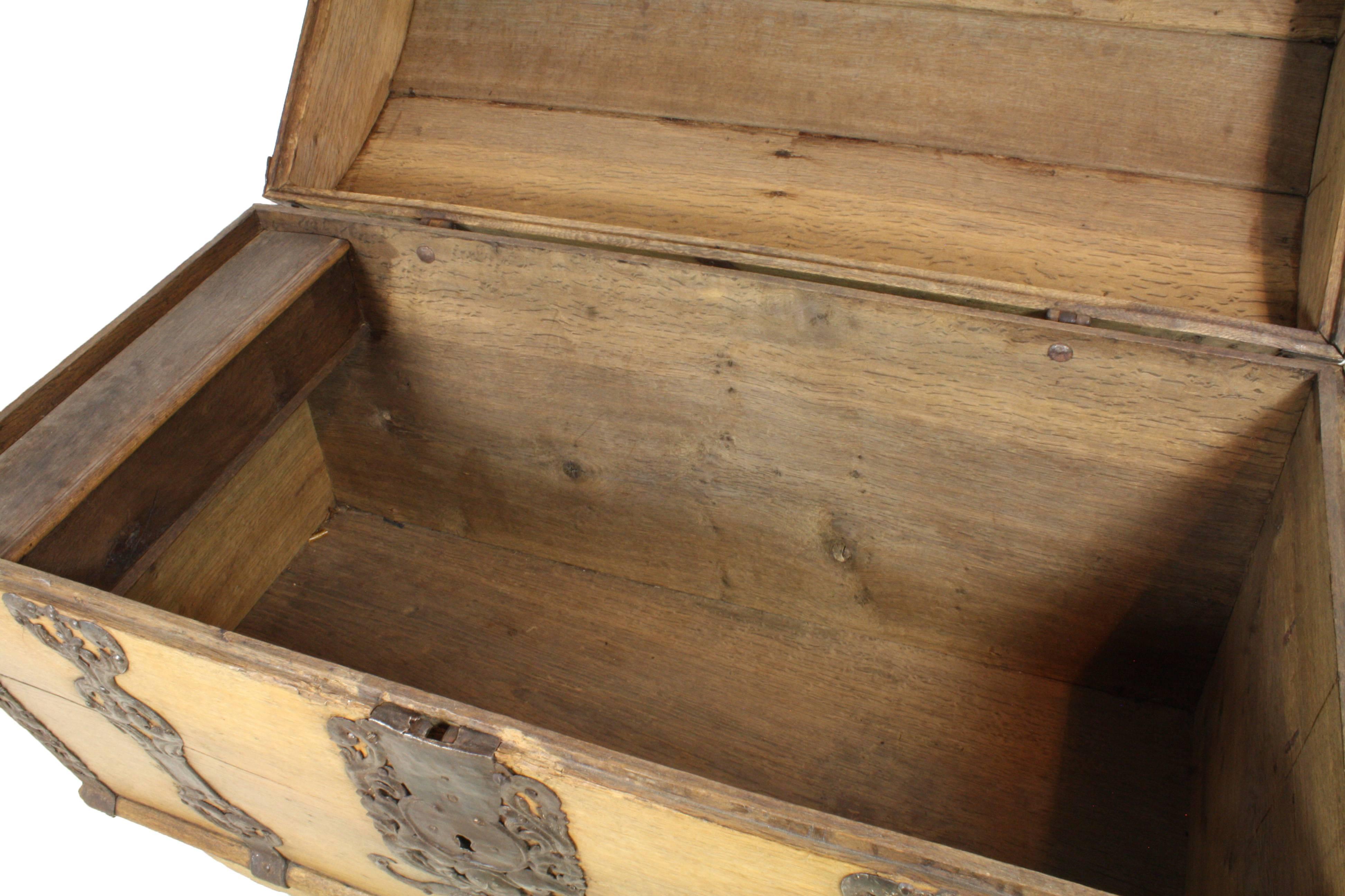 17th Century Dutch Oak Sea Chest 1