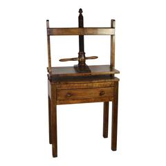 Presse à relier en noyer, vers 1850