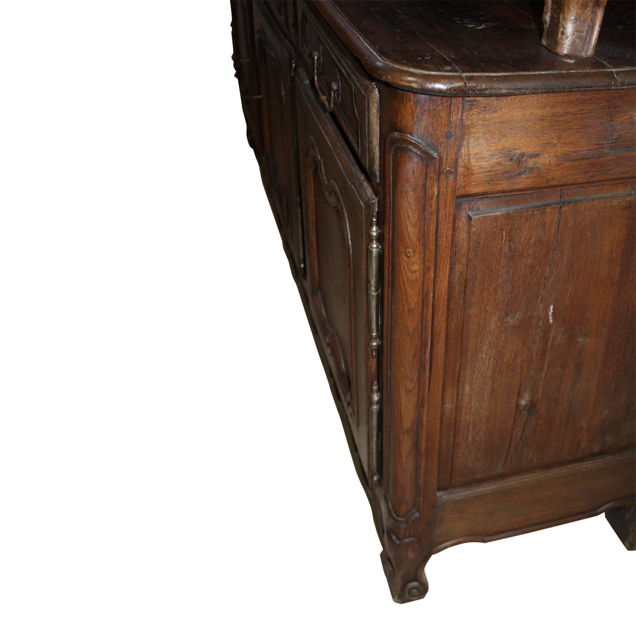 French Country Oak Deux Corps Cabinet, circa 1800 For Sale 3