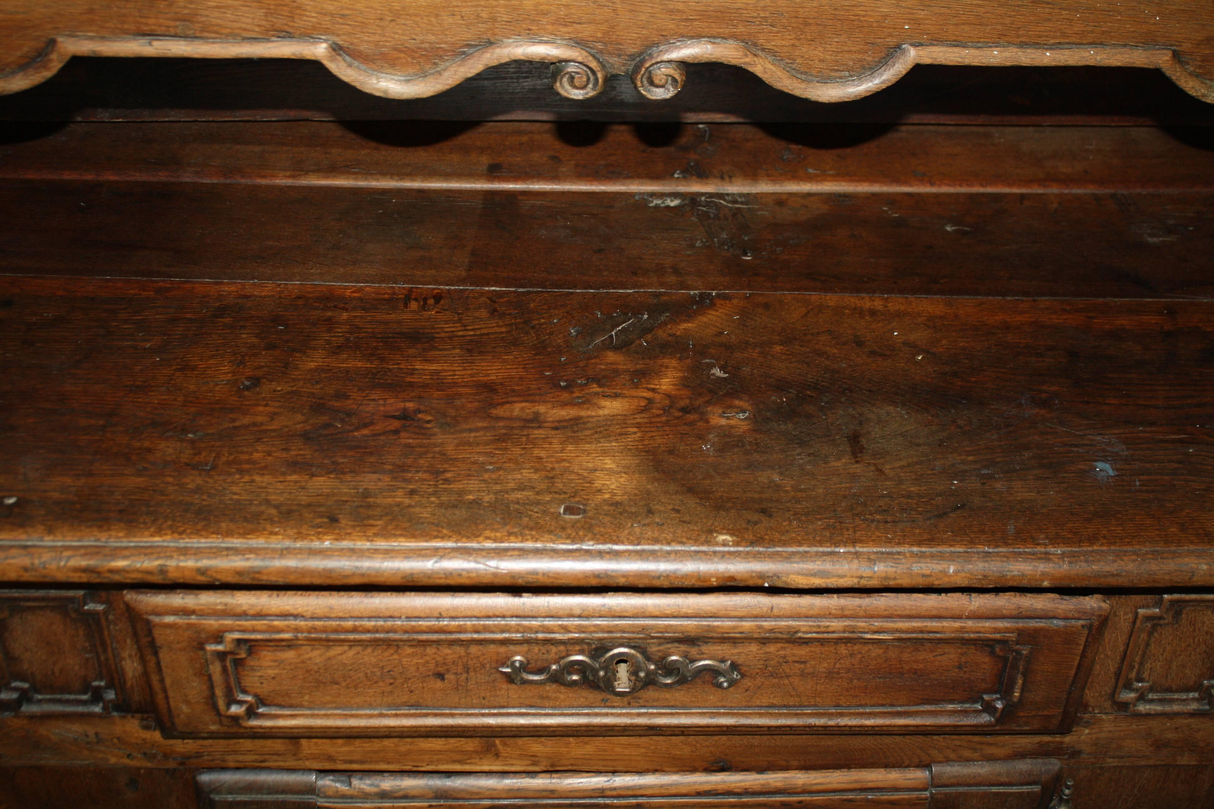 French Country Oak Deux Corps Cabinet, circa 1800 For Sale 4