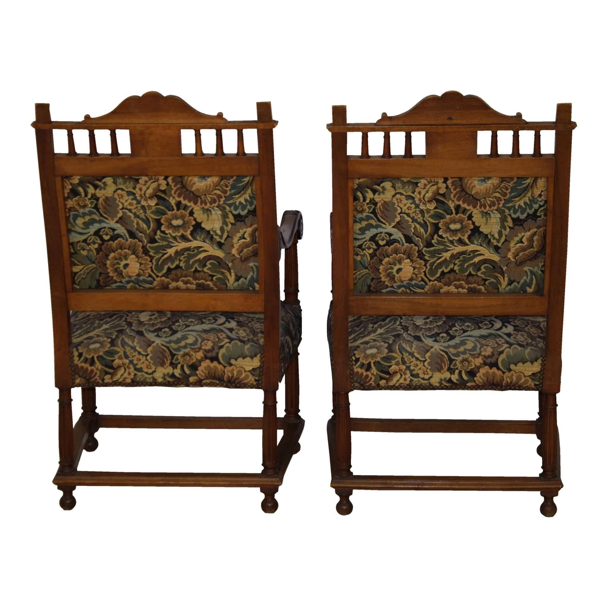 French Walnut Armchairs, Set of Two, circa 1890 2