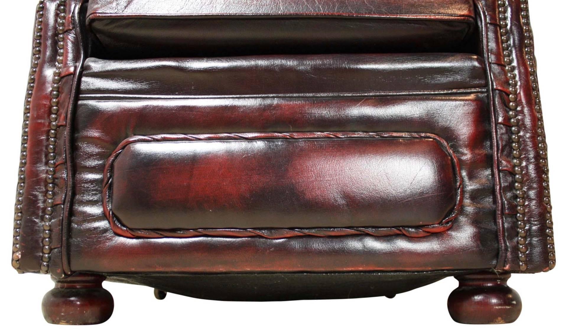 chesterfield settee