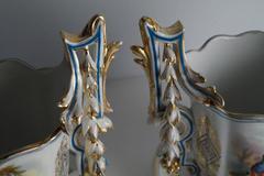 Pair of 'Old Paris' Flowerpots, 1800-1820