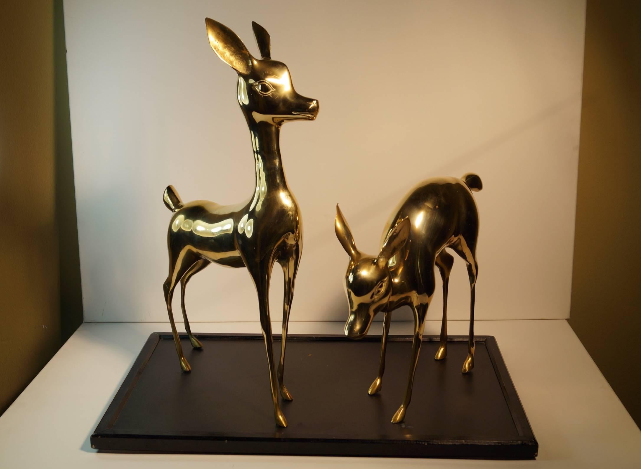 Charming Mid-Century Modern Couple of Brass Deers, USA, 1960s In Good Condition In Haarlem, Noord-Holland