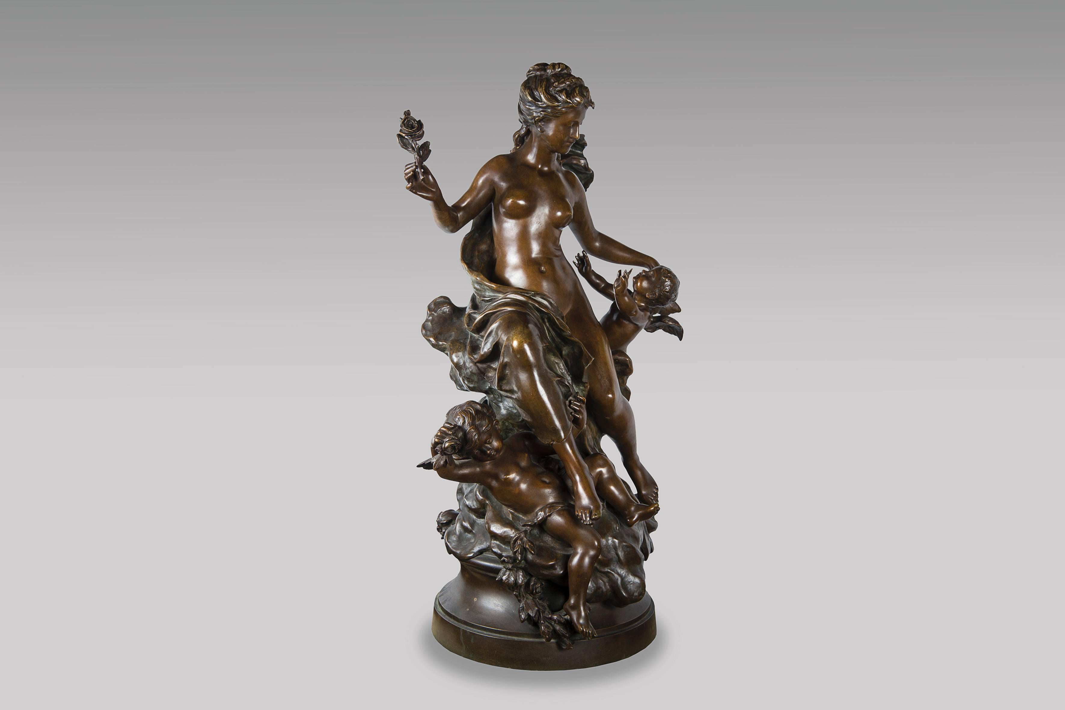 Beautiful bronze sculpture by Mathurin Moreau (1822-1912) French sculptor famous for its ornamental sculptures. Distinction (outside the competition) stamp. Magnificent brow patina of origin. Signed on the basis.