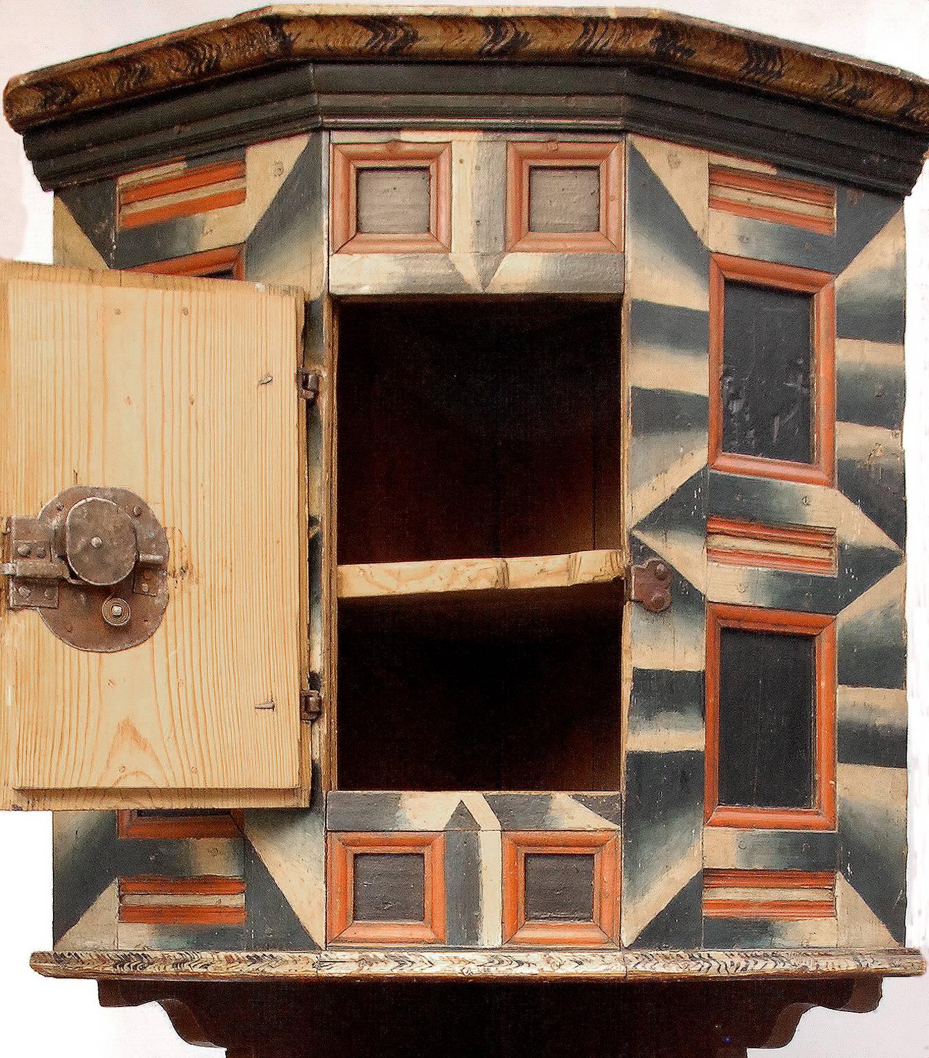 Hand-Crafted 19th Century Painted Norwegian Corner Cupboard For Sale