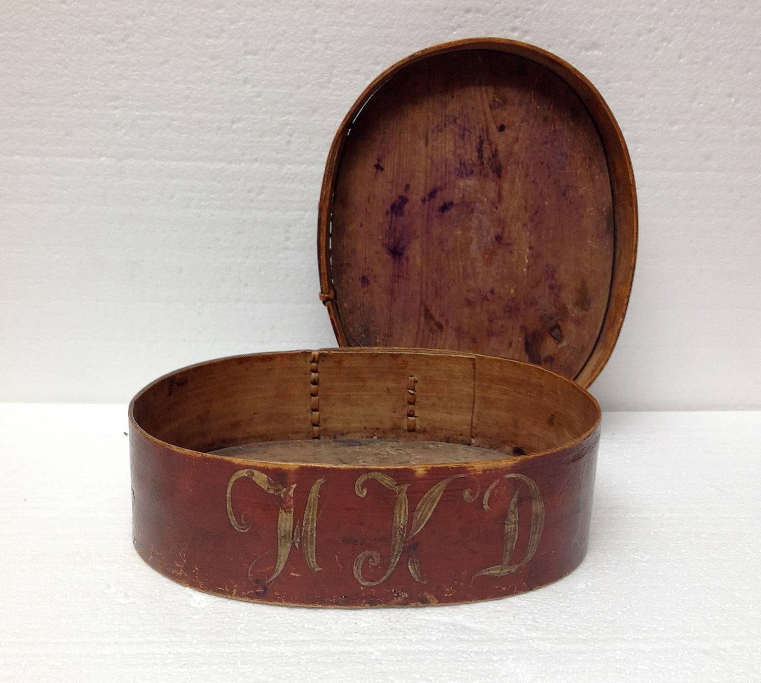 Norwegian 19th Century Small Rose Painted Box For Sale