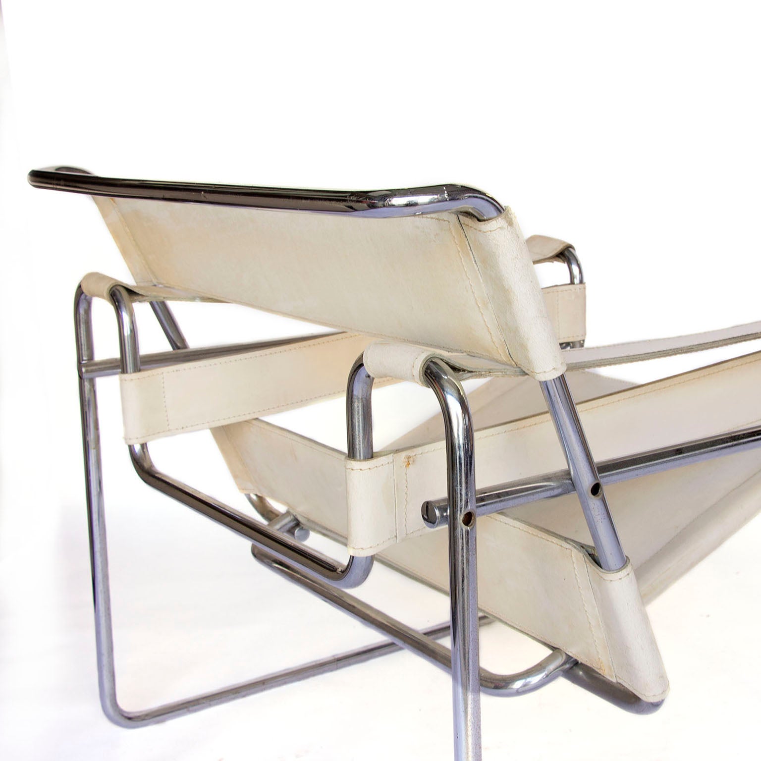1925, Marcel Breuer, White Leather Vintage Wassily Chair For Sale 1925, Marcel Breuer, White Leather Vintage Wassily Chair For Sale
