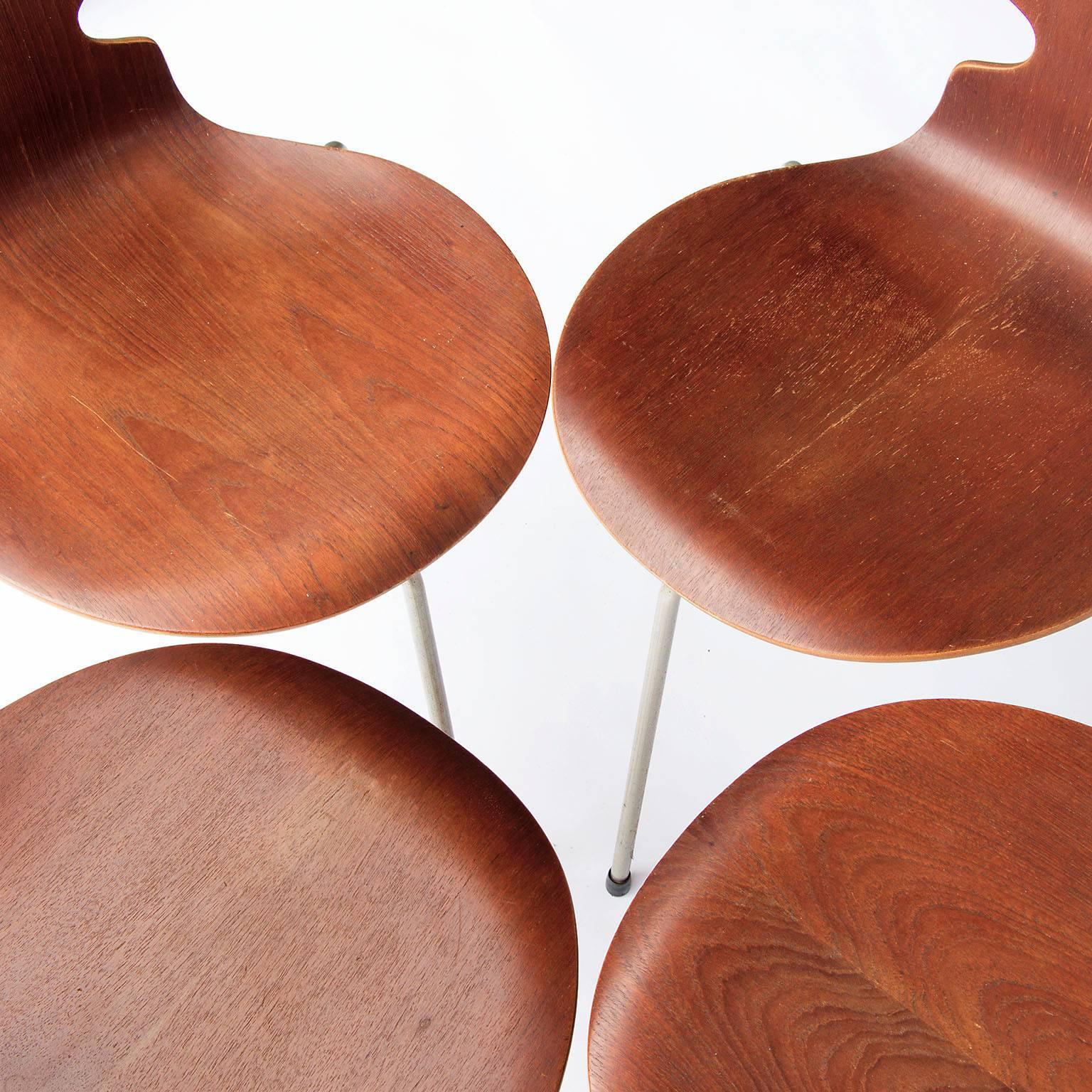 Arne Jacobsen, premiers ensembles originaux chaises fourmis de 1952 en vente 1