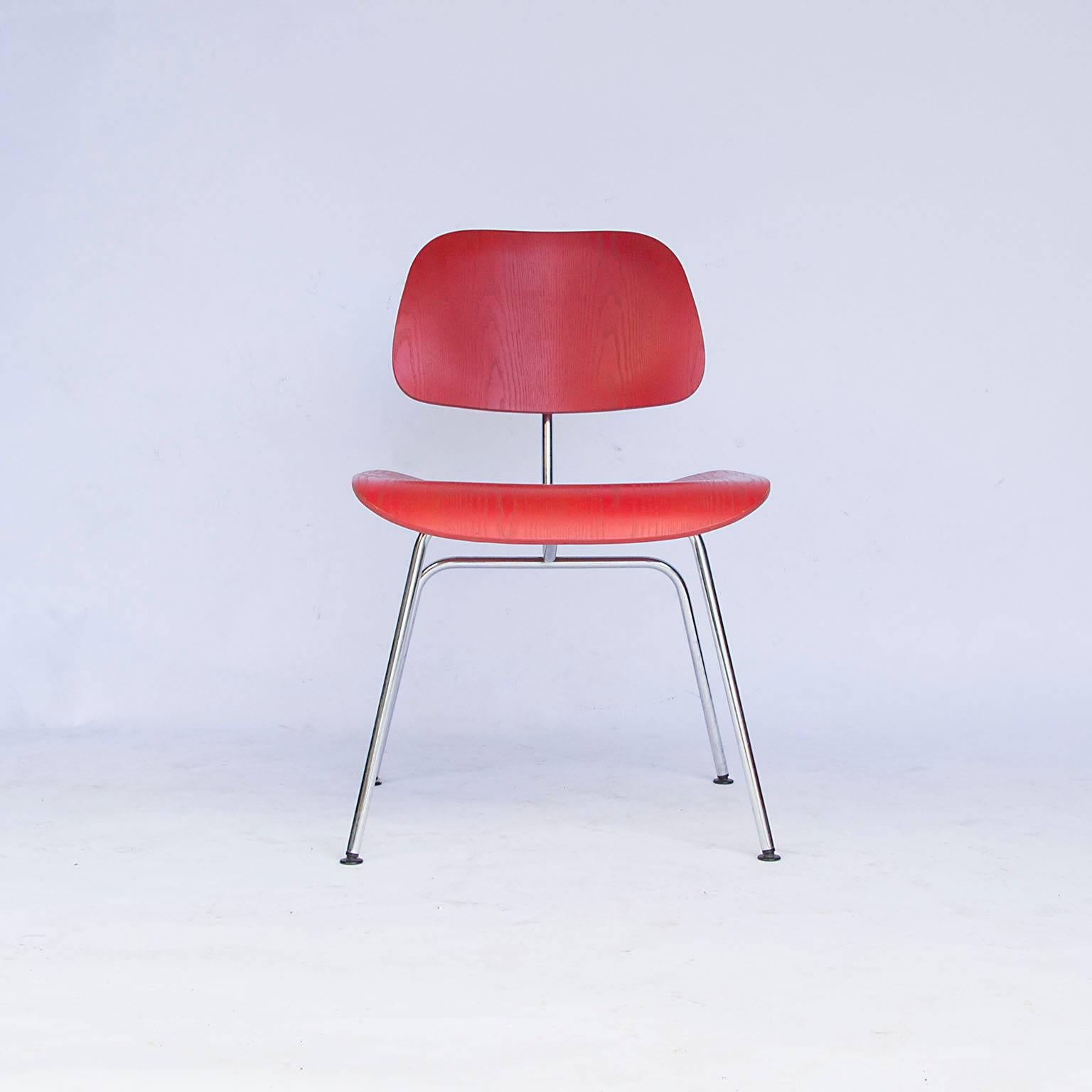 German 1946, Charles Eames, DCM in Ash, Original by Vitra Painted in Red