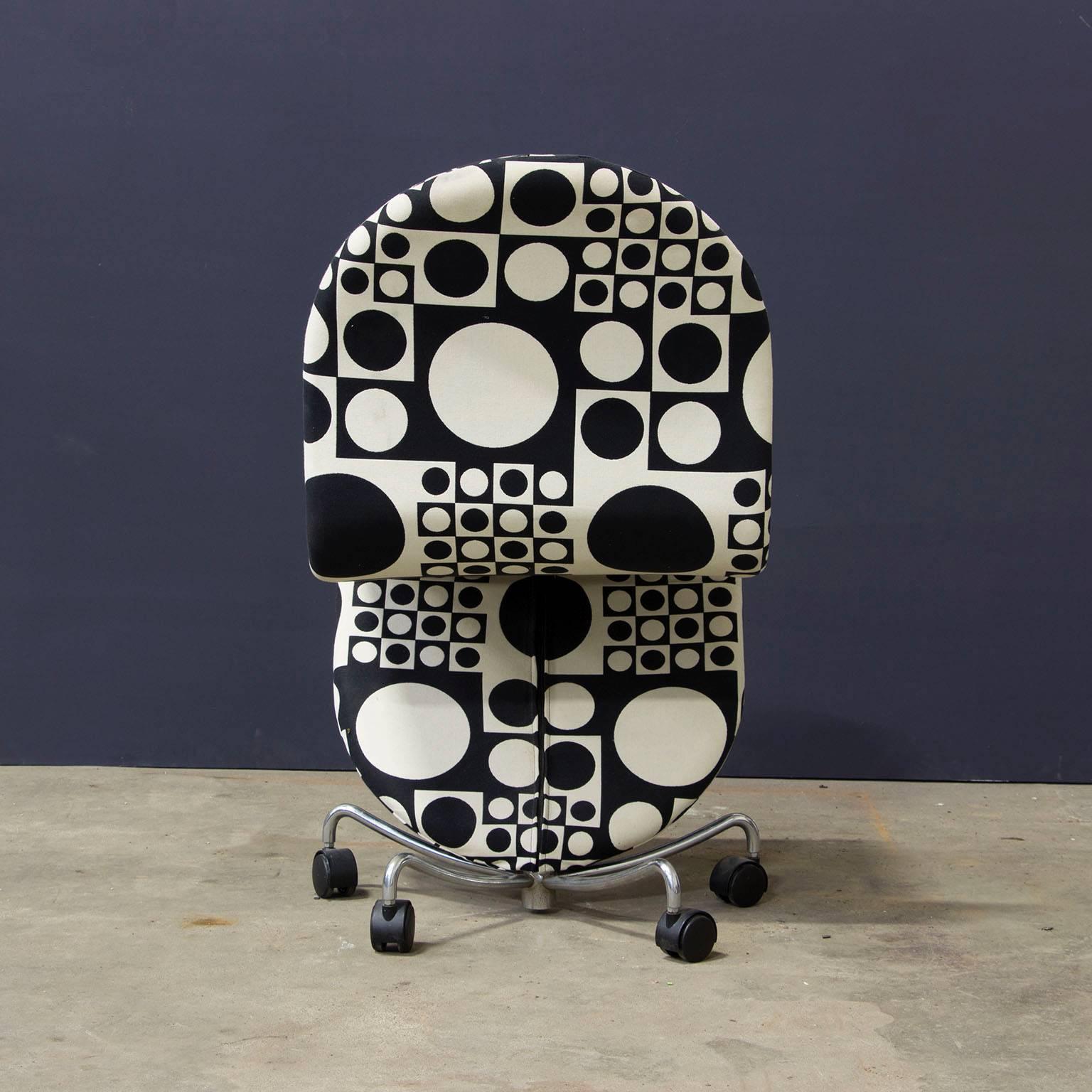 Scandinavian Modern 1970, Verner Panton, 1-2-3 Serie Office Chair, Original Panton Fabric by Kvadrat For Sale