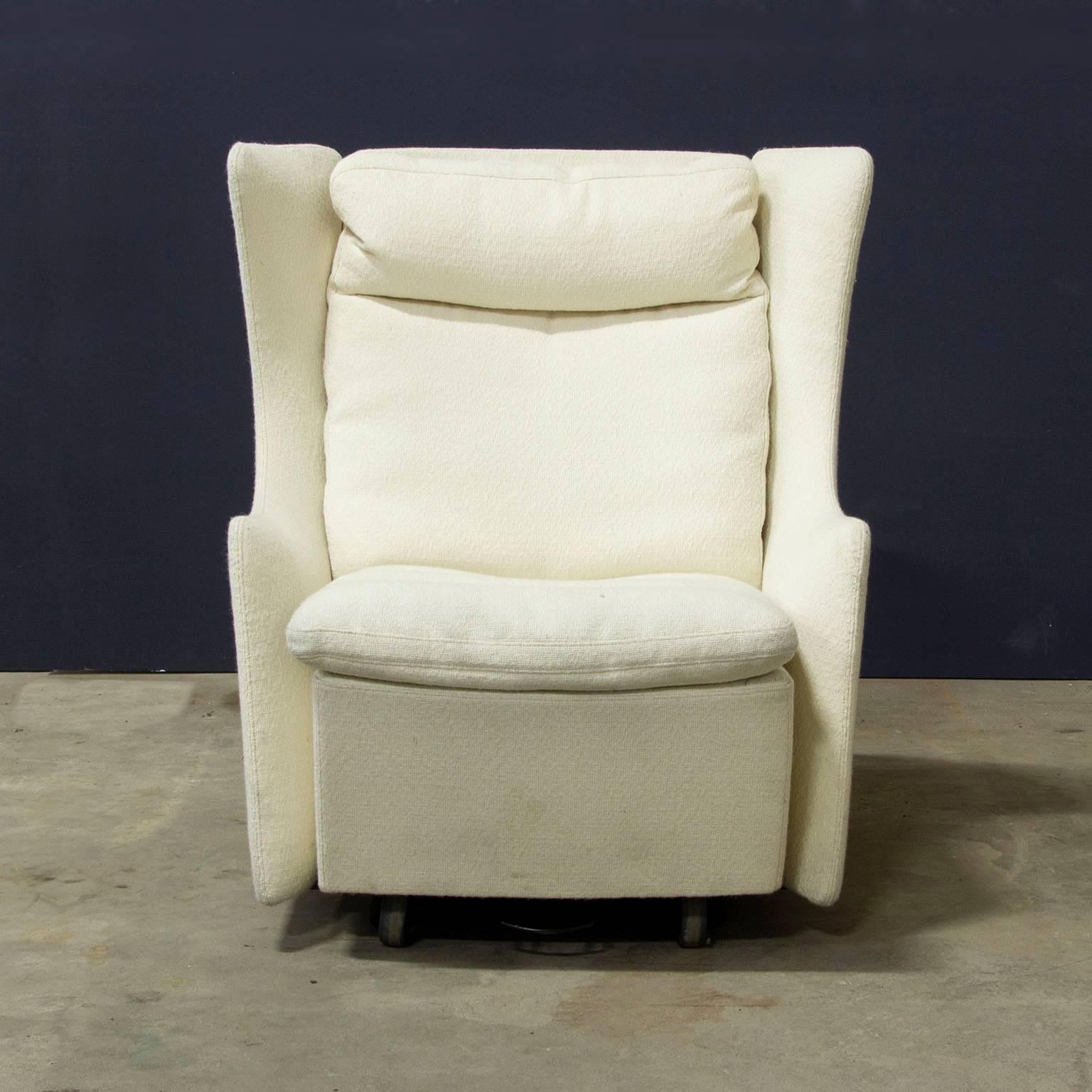 20ième siècle Vico Magistretti & Per Skovholt, élégante chaise principale Mobi, 2000 en vente