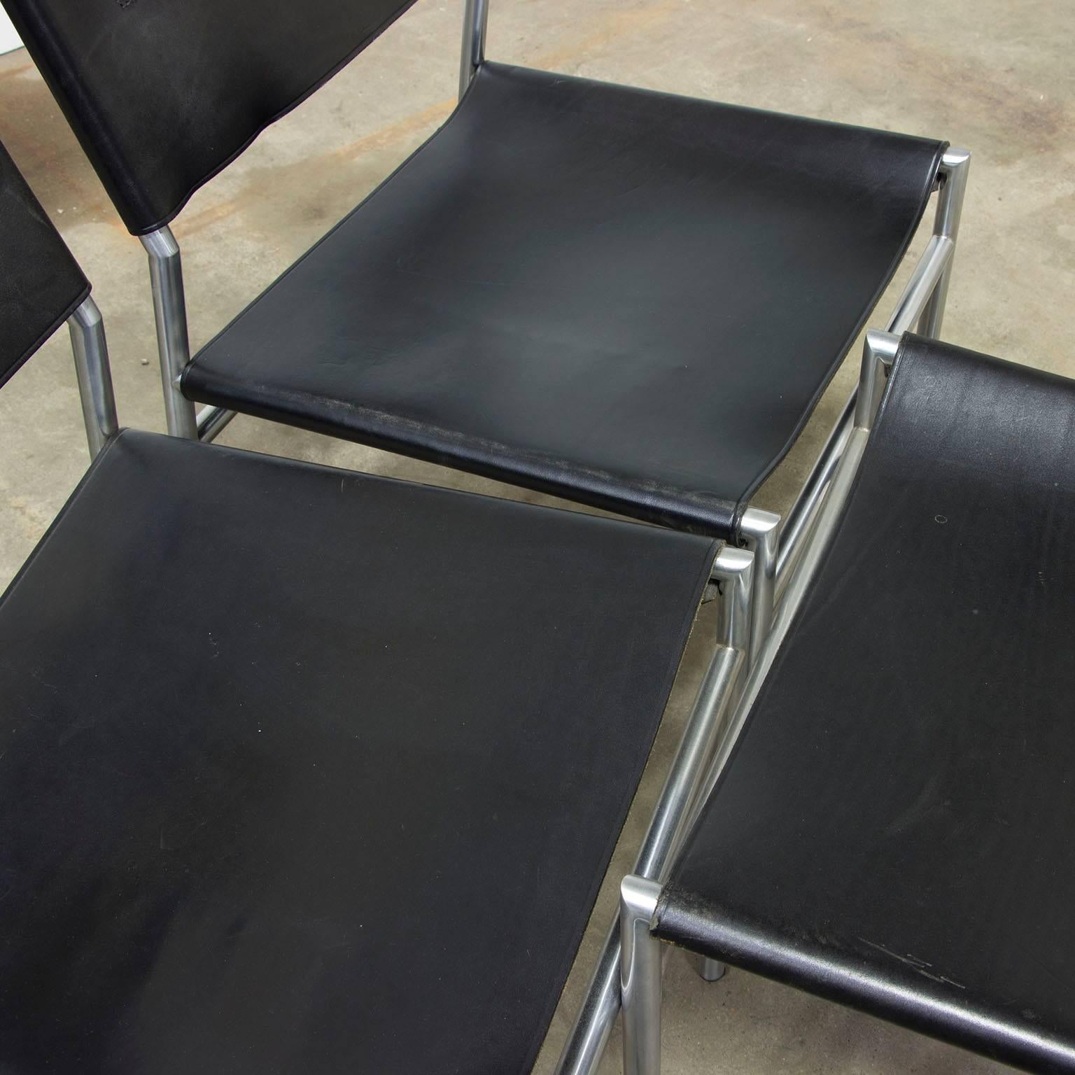 1960, Martin Visser, Set Chairs SE 06 in Black Leather by Spectrum Holland 2