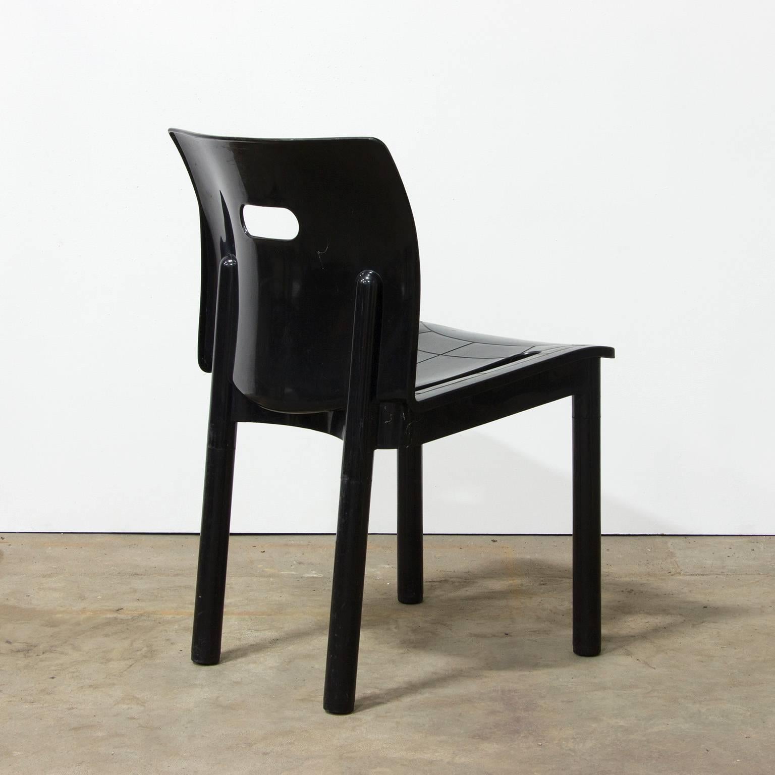 Italian 1986, Anna Castelli Ferrieri, Plastic Stacking Chairs 4870 for Kartell in Black