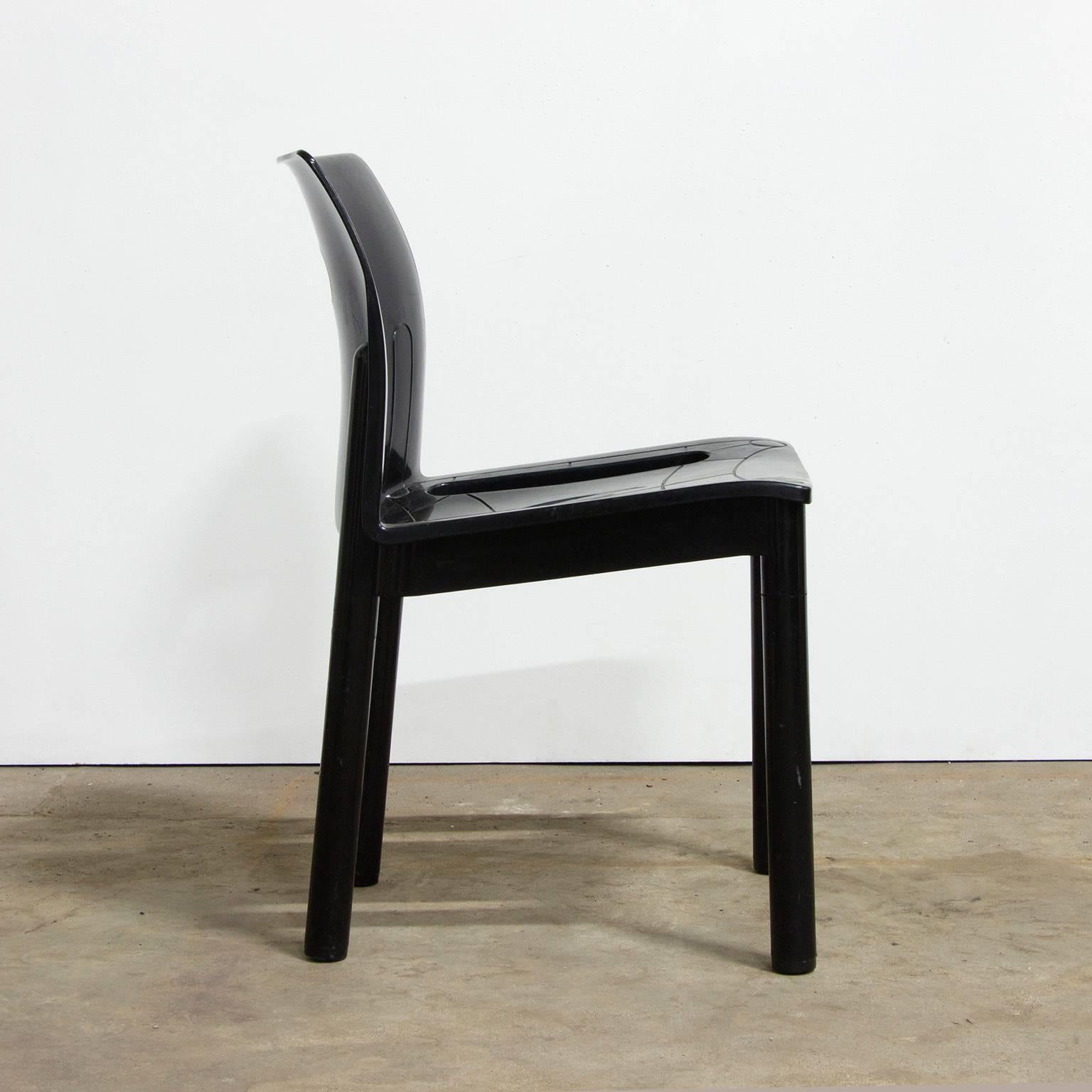 Mid-Century Modern 1986, Anna Castelli Ferrieri, Plastic Stacking Chairs 4870 for Kartell in Black